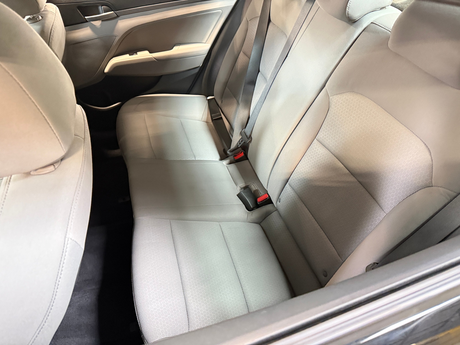 Thumbnail: 2017 Hyundai Elantra - 6