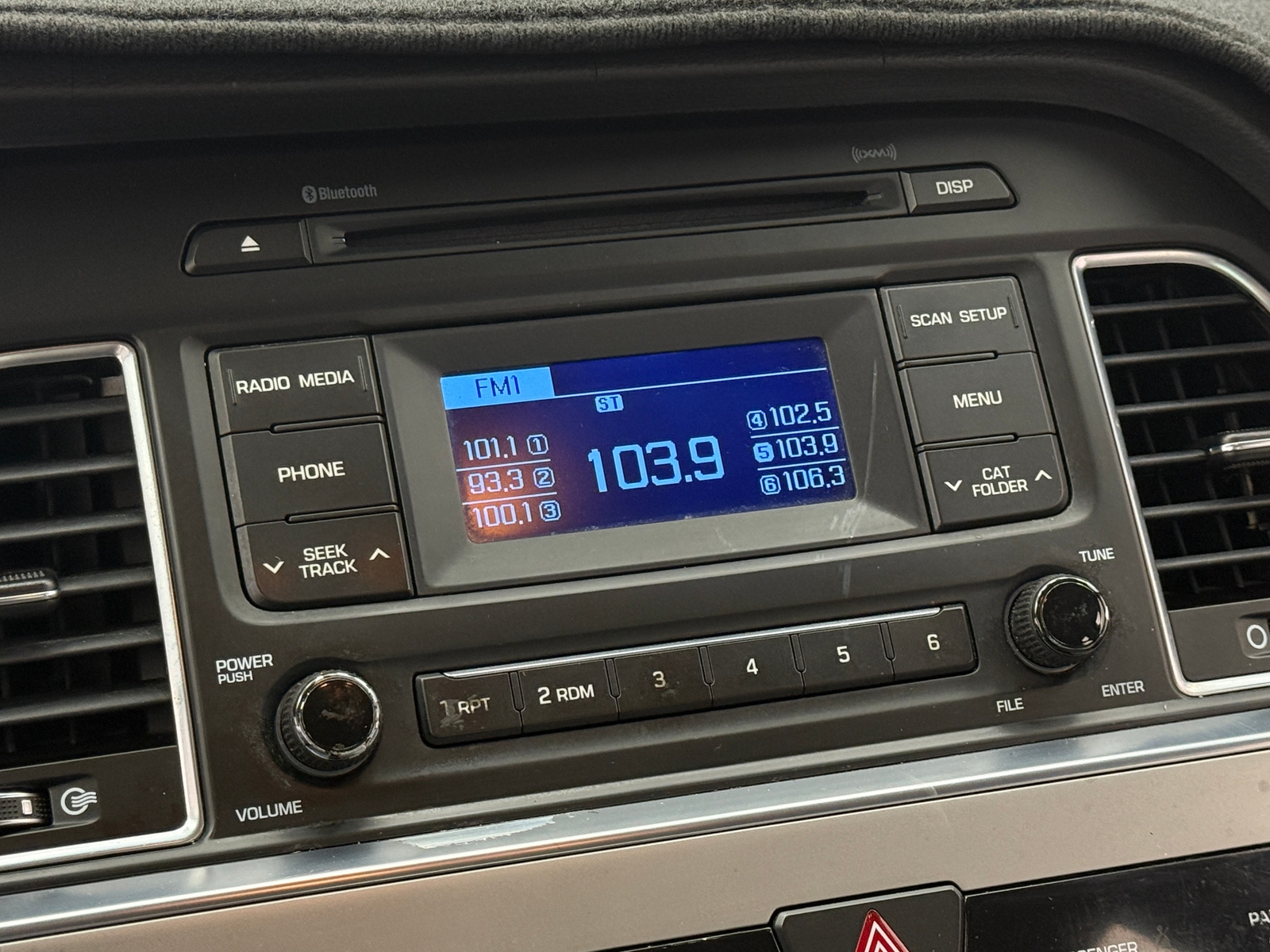 Thumbnail: 2015 Hyundai Sonata - 4