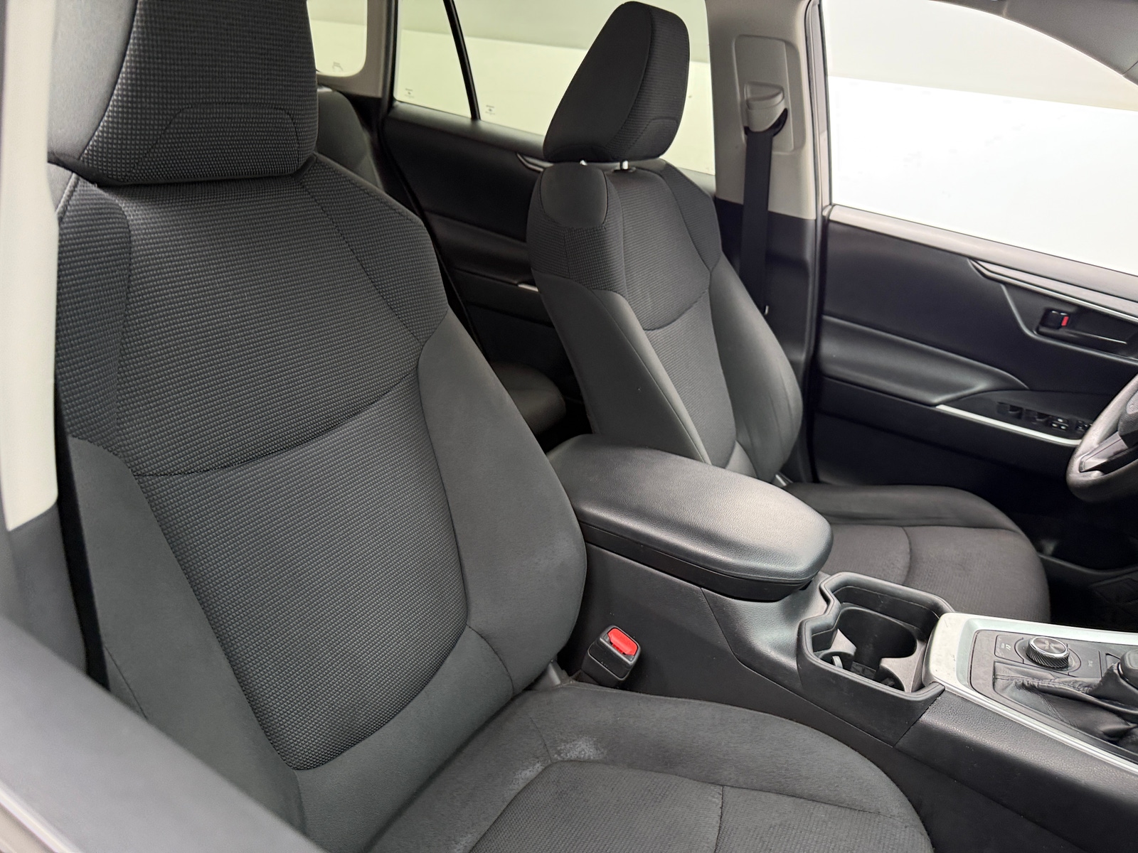 Thumbnail: 2019 Toyota RAV4 - 2