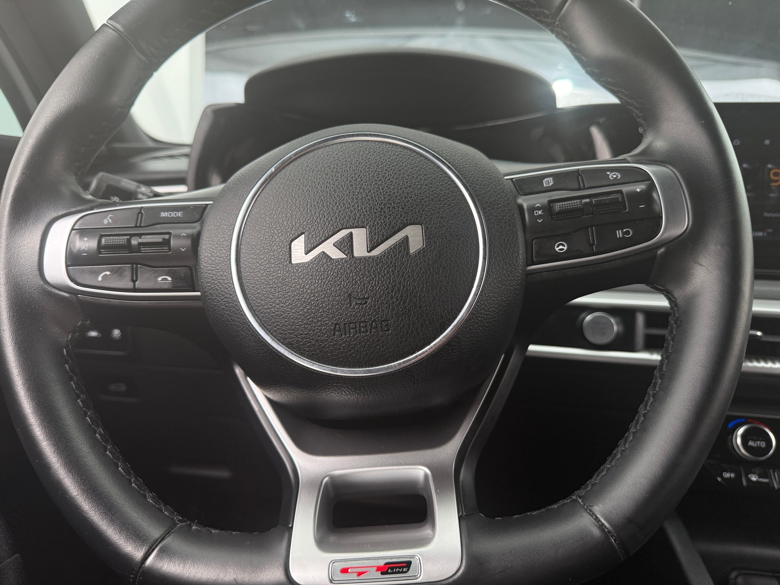 Thumbnail: 2022 Kia K5 - 4