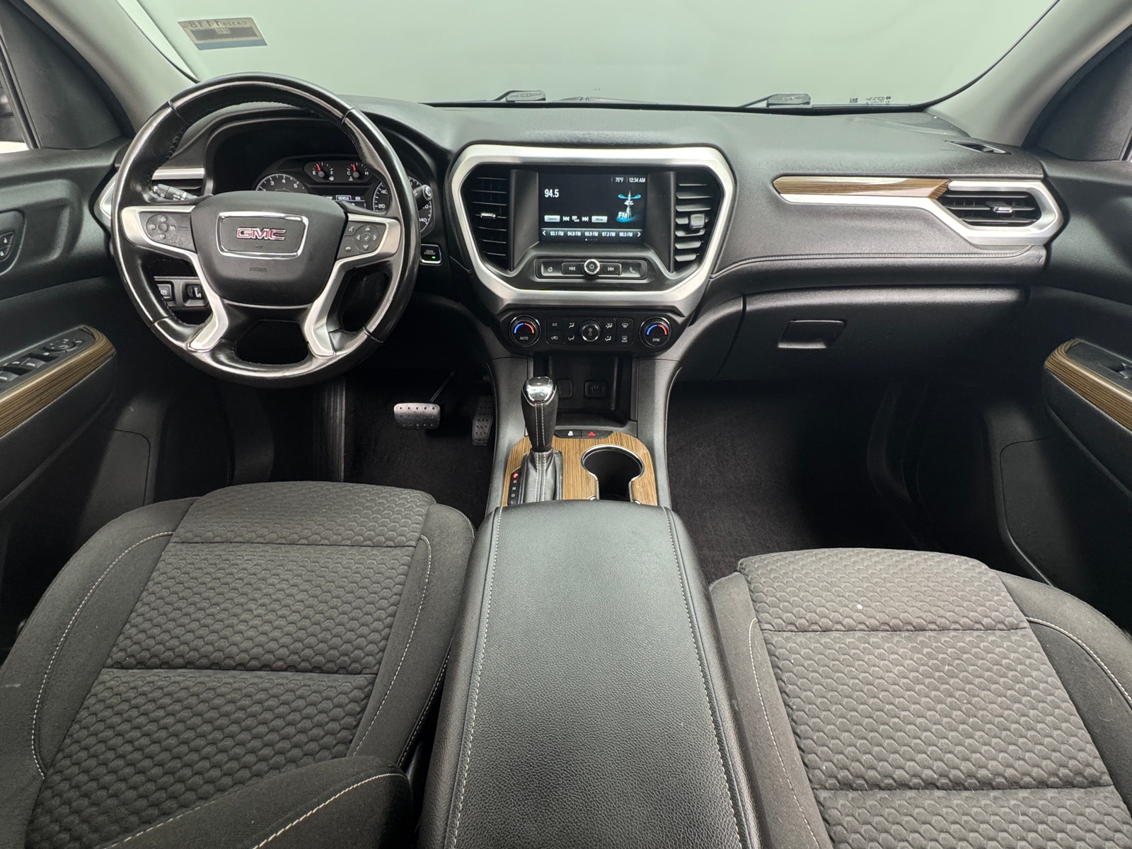 Thumbnail: 2019 GMC Acadia - 3