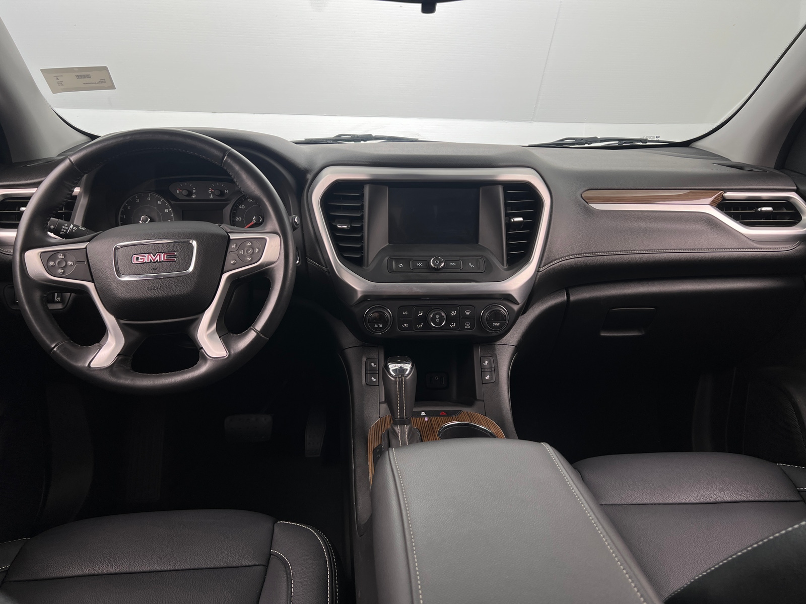 Thumbnail: 2018 GMC Acadia - 3