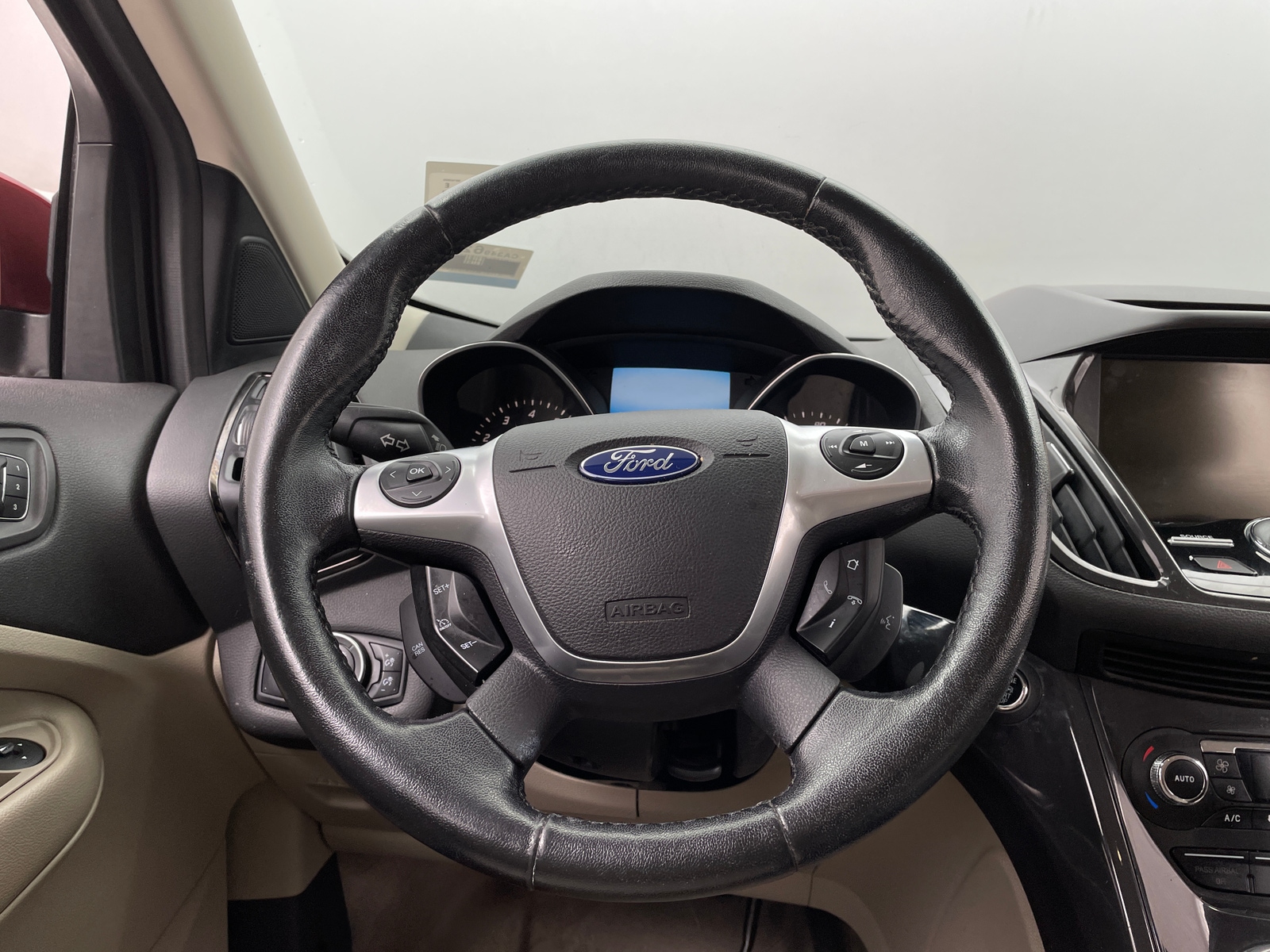 Thumbnail: 2014 Ford Escape - 4