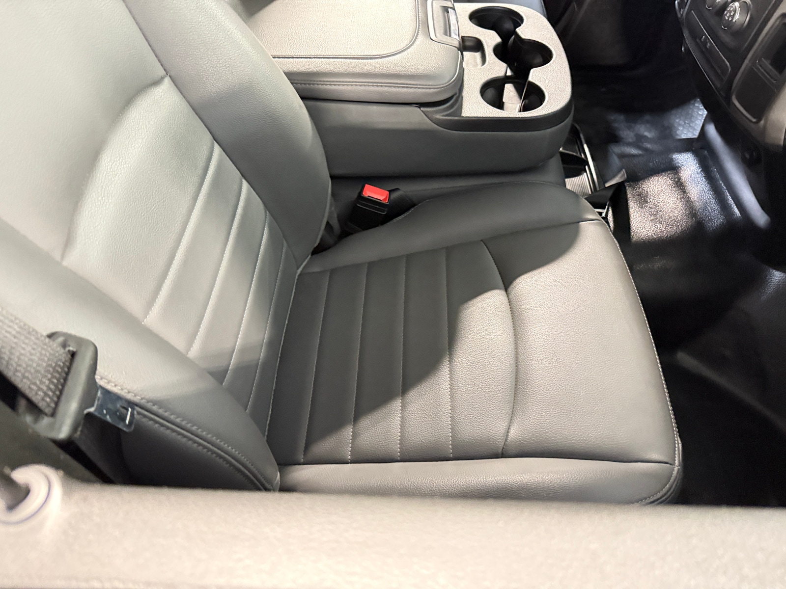 Thumbnail: 2020 RAM 1500 Classic - 2