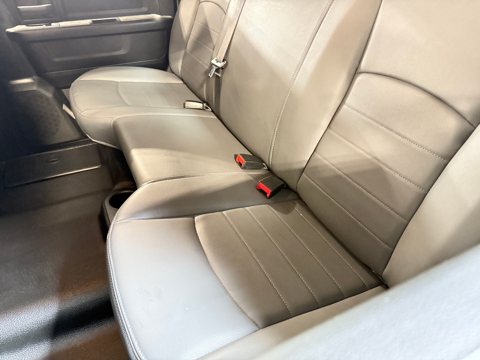 Thumbnail: 2020 RAM 1500 Classic - 6