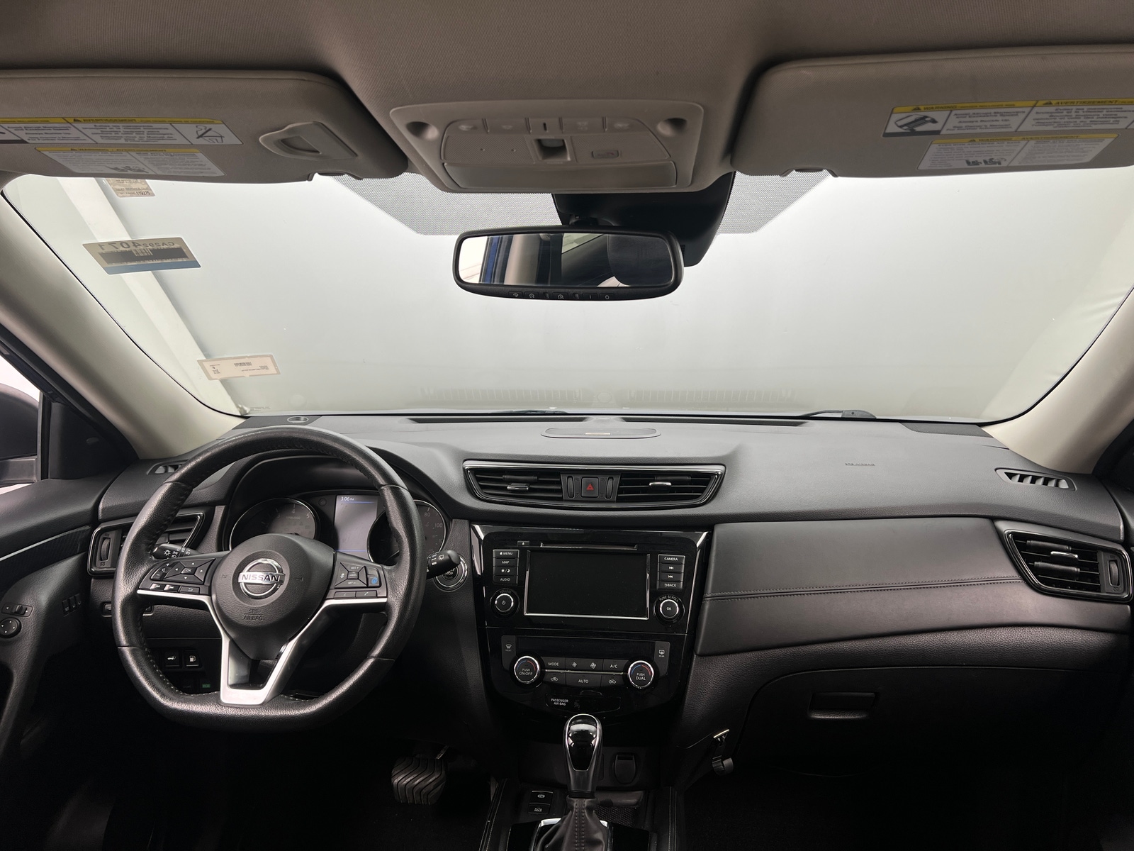 Thumbnail: 2019 Nissan Rogue - 2