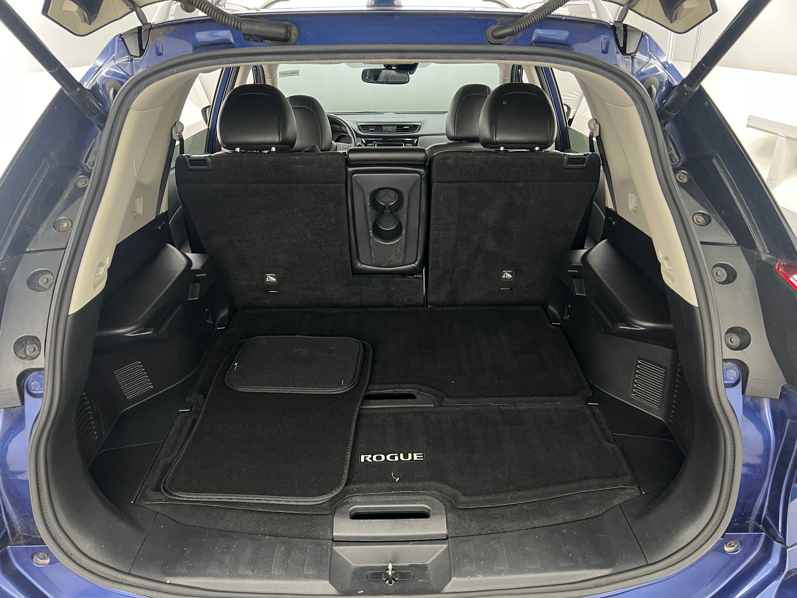 Thumbnail: 2019 Nissan Rogue - 6