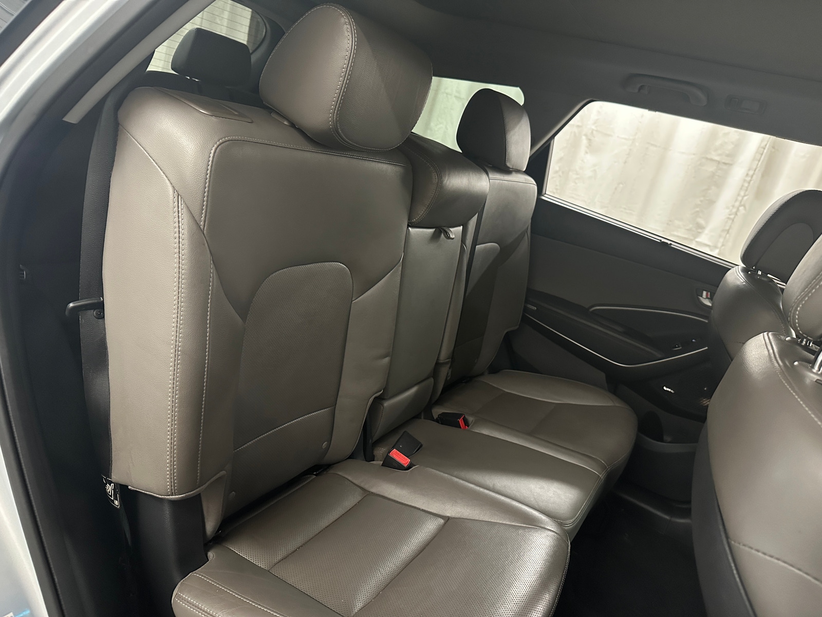 Thumbnail: 2017 Hyundai Santa Fe - 5