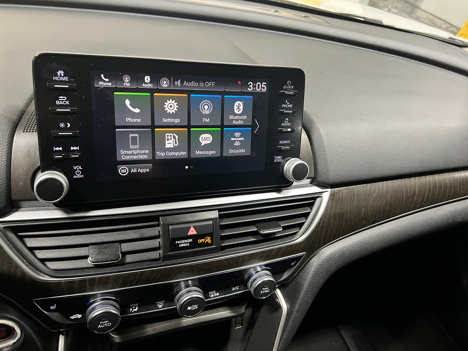 Thumbnail: 2018 Honda Accord - 3