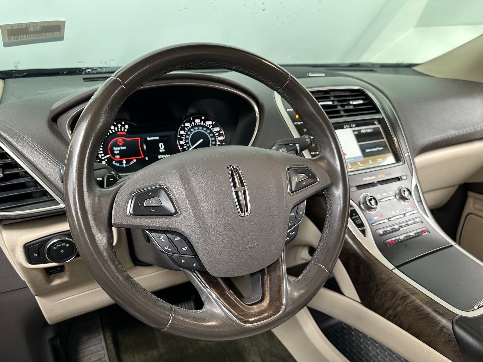 Thumbnail: 2018 Lincoln MKX - 4