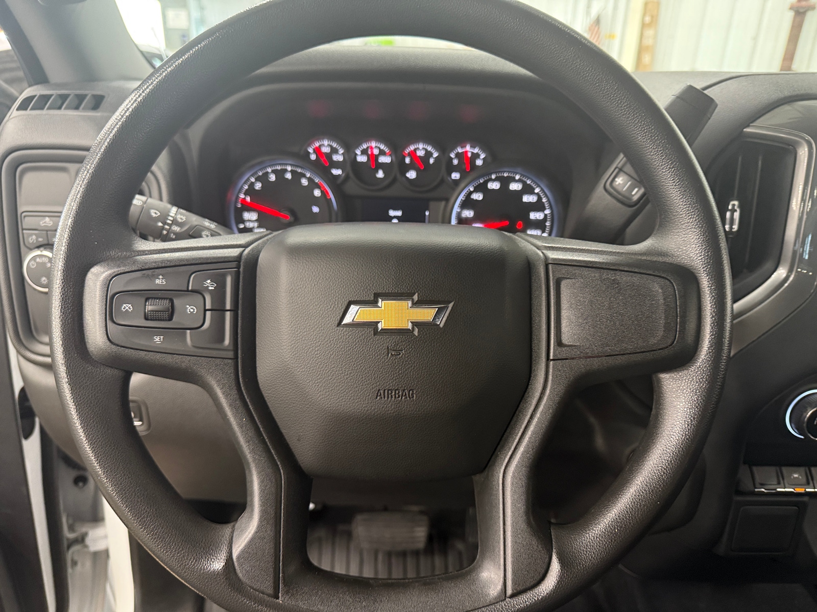 Thumbnail: 2024 Chevrolet Silverado 1500 - 5