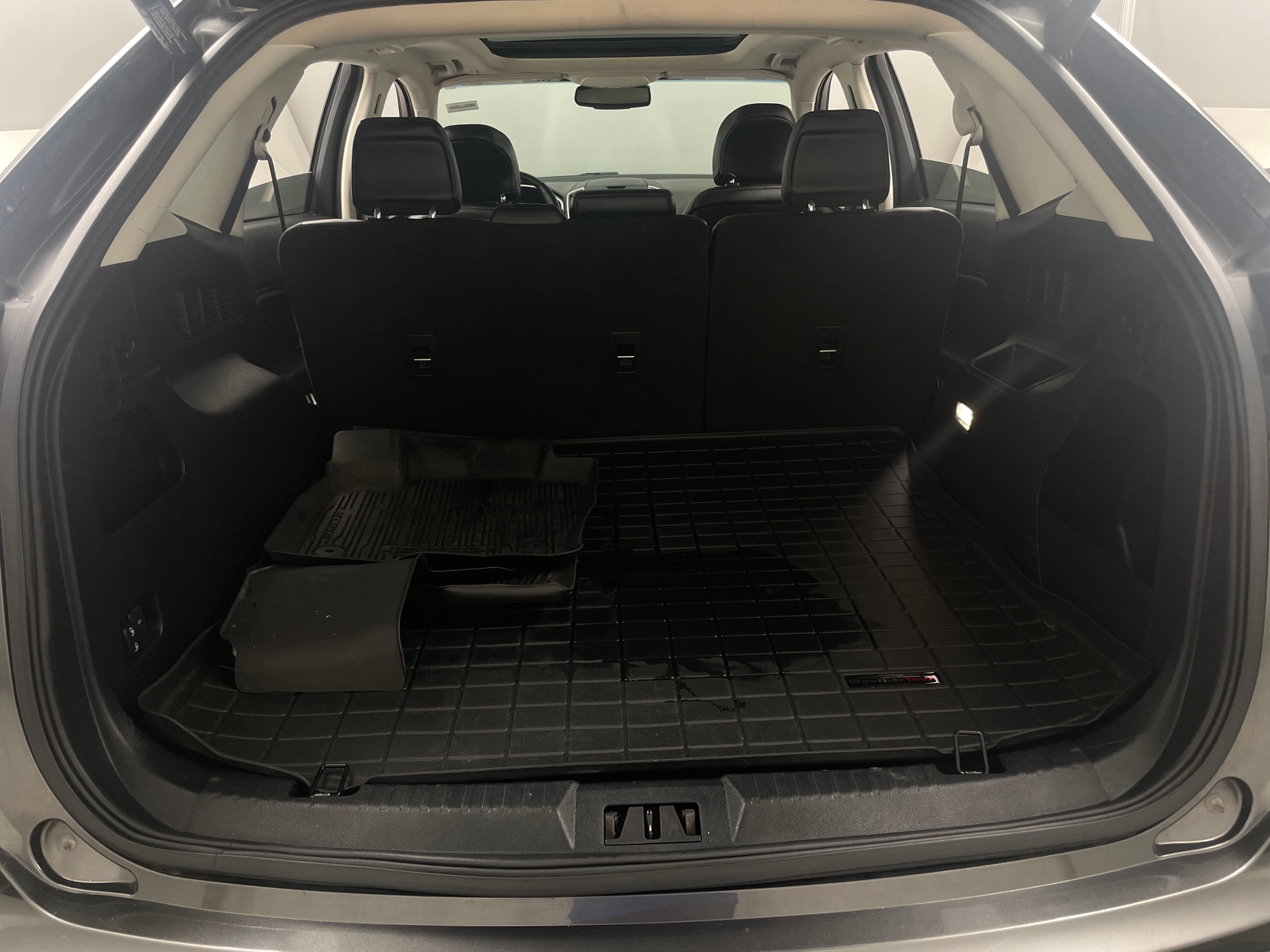 Thumbnail: 2019 Ford Edge - 7