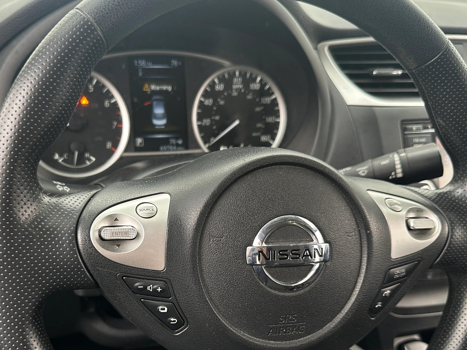 Thumbnail: 2018 Nissan Sentra - 5