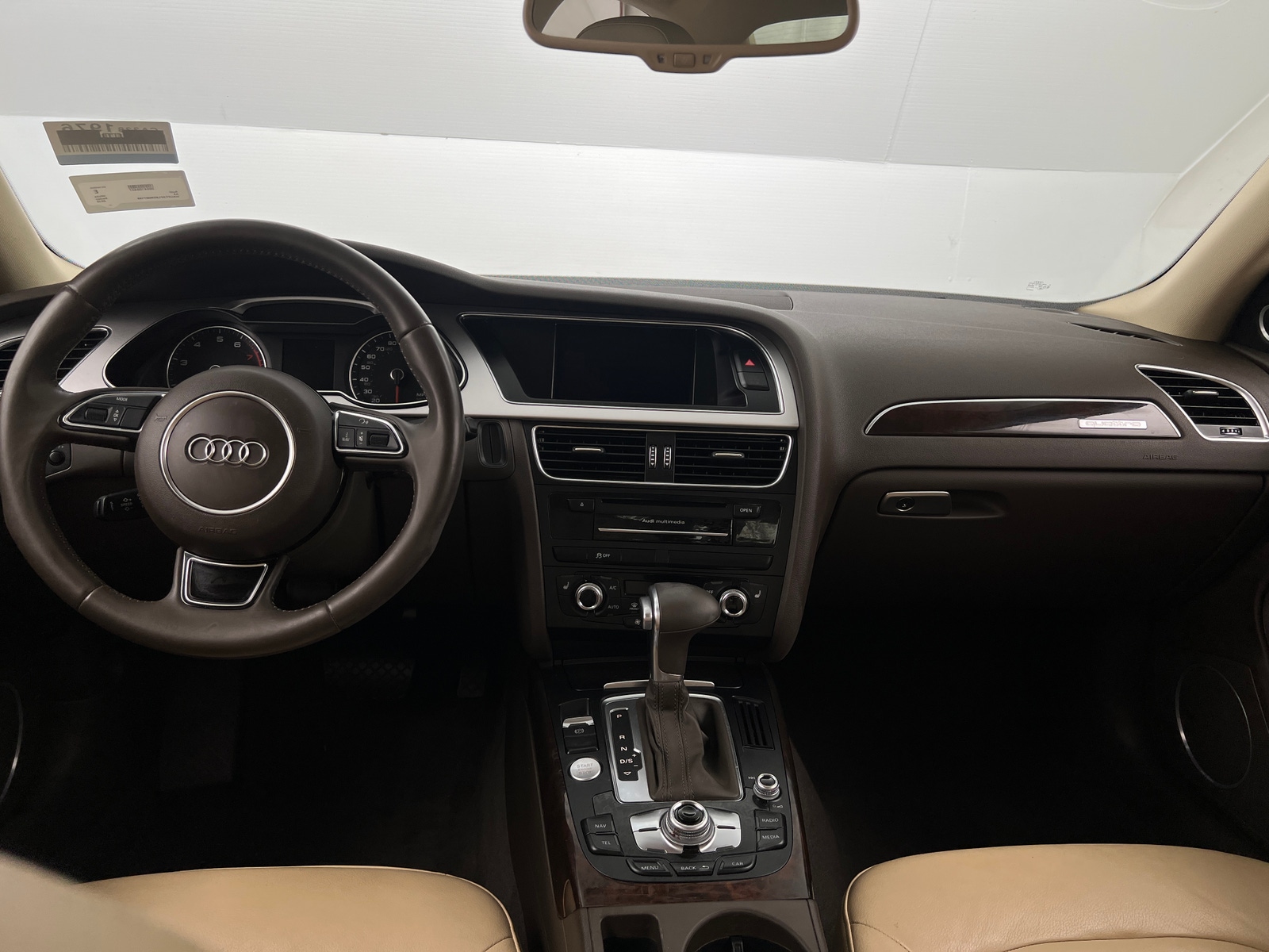 Thumbnail: 2016 Audi A4 - 2