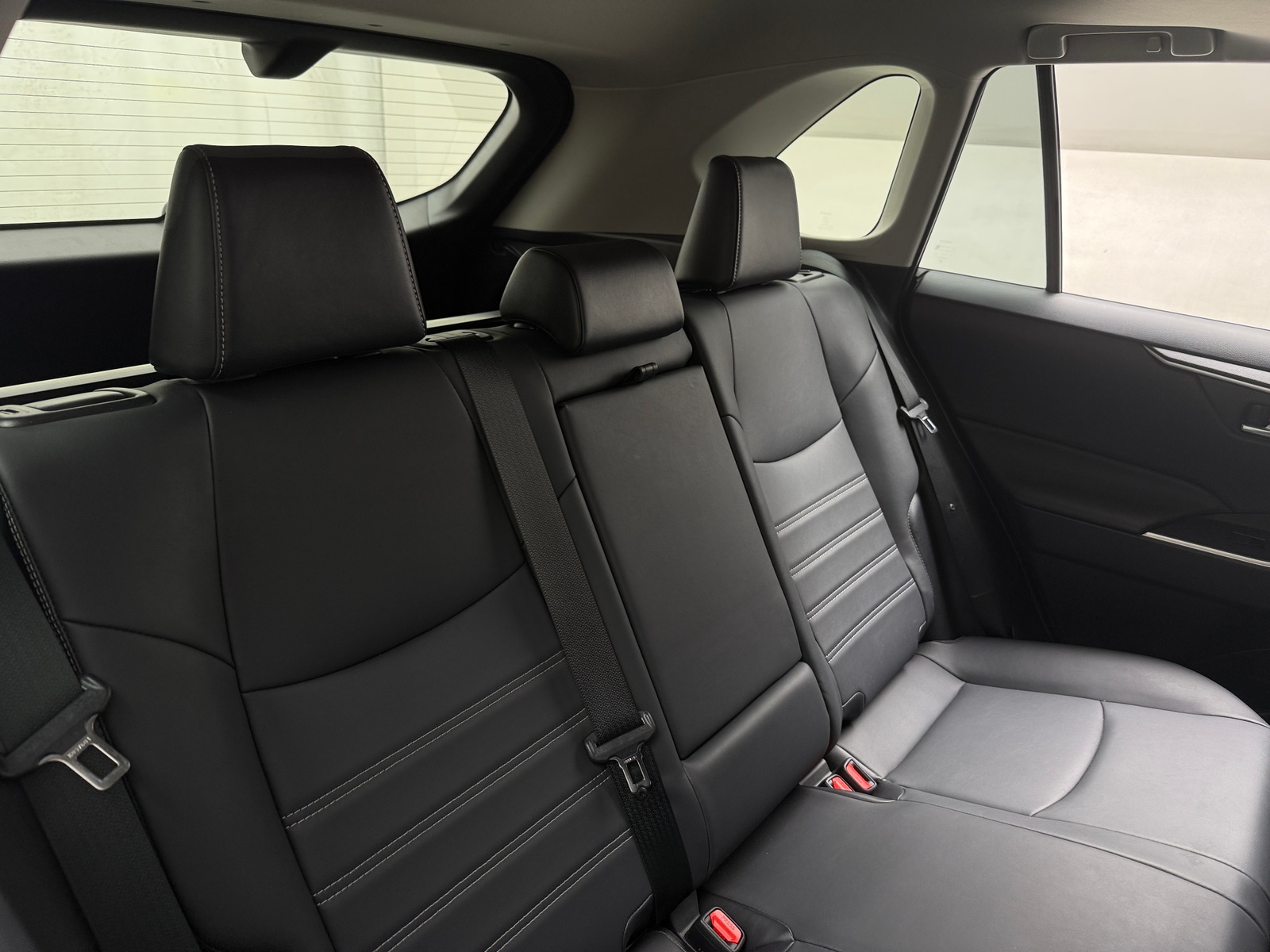 Thumbnail: 2021 Toyota RAV4 - 5