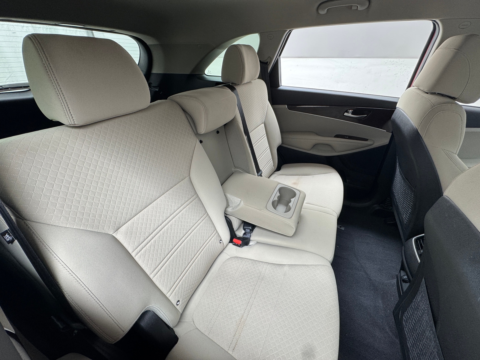 Thumbnail: 2017 Kia Sorento - 6
