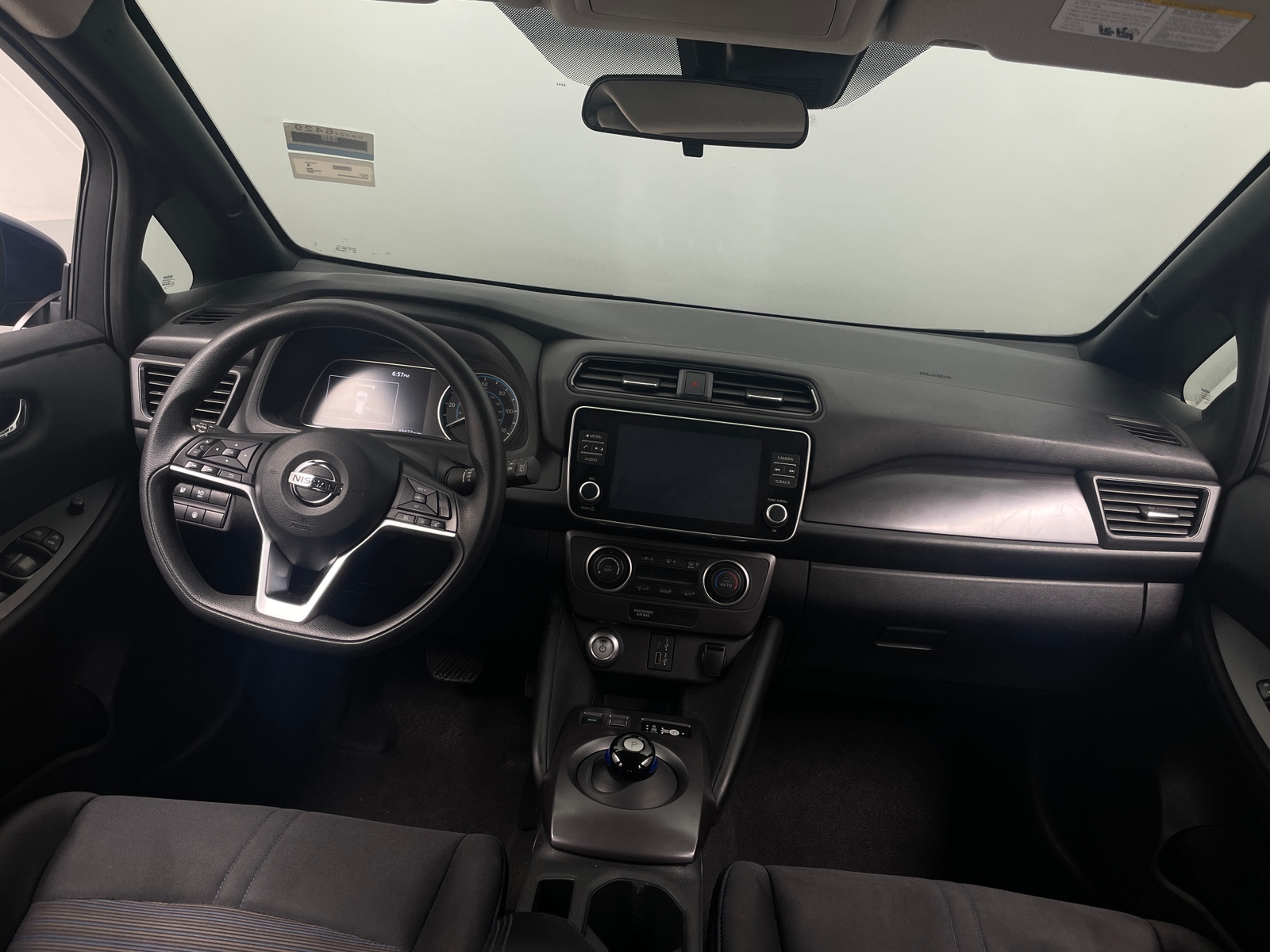 Thumbnail: 2021 Nissan Leaf - 3