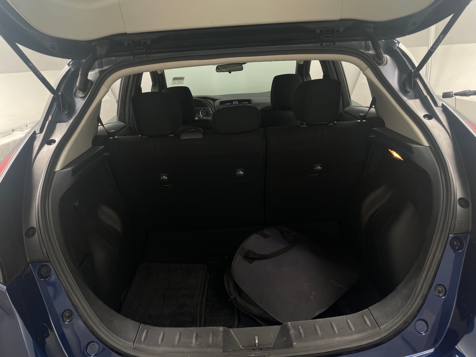 Thumbnail: 2021 Nissan Leaf - 7