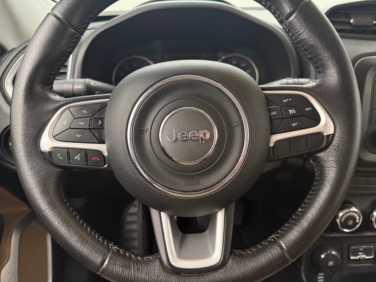 Thumbnail: 2015 Jeep Renegade - 5