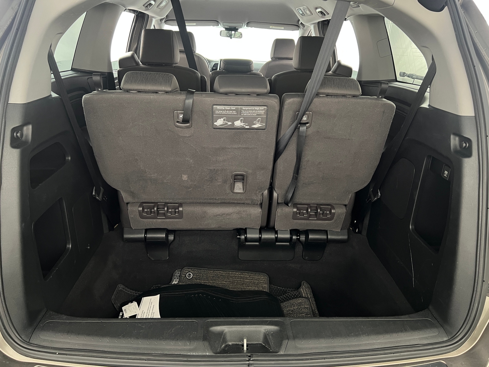 Thumbnail: 2021 Honda Odyssey - 7