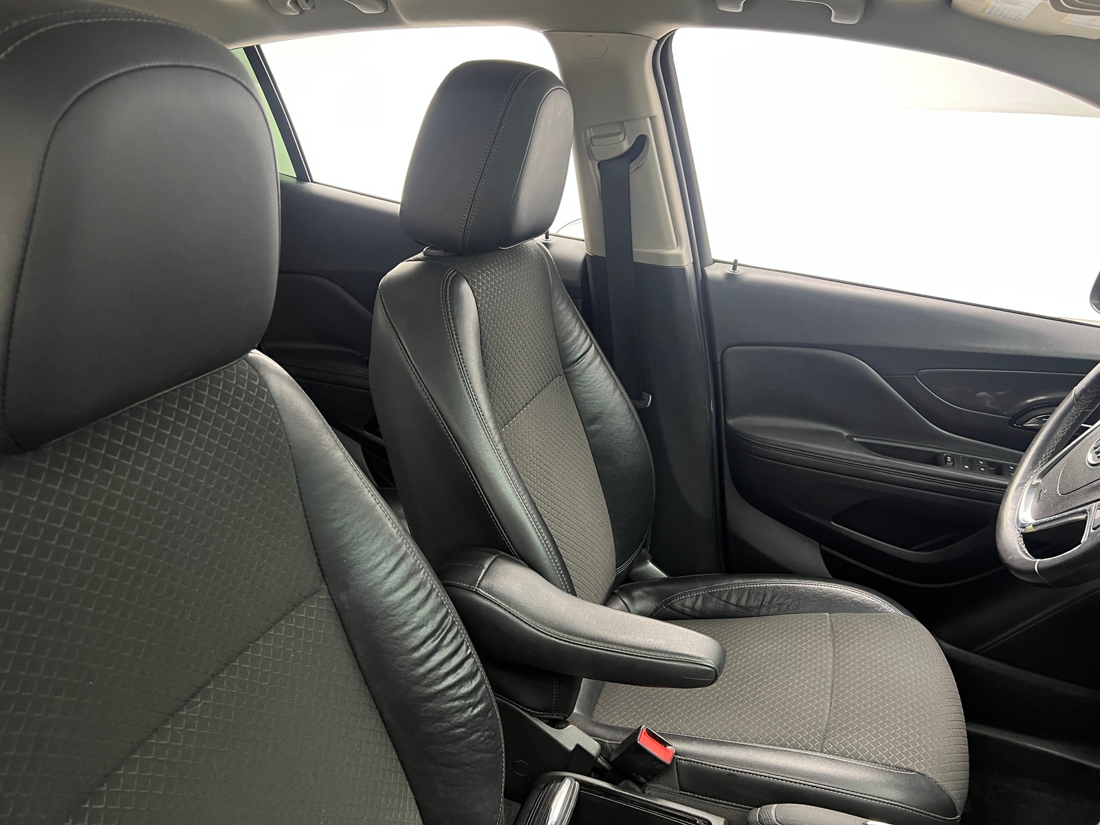 Thumbnail: 2017 Buick Encore - 2