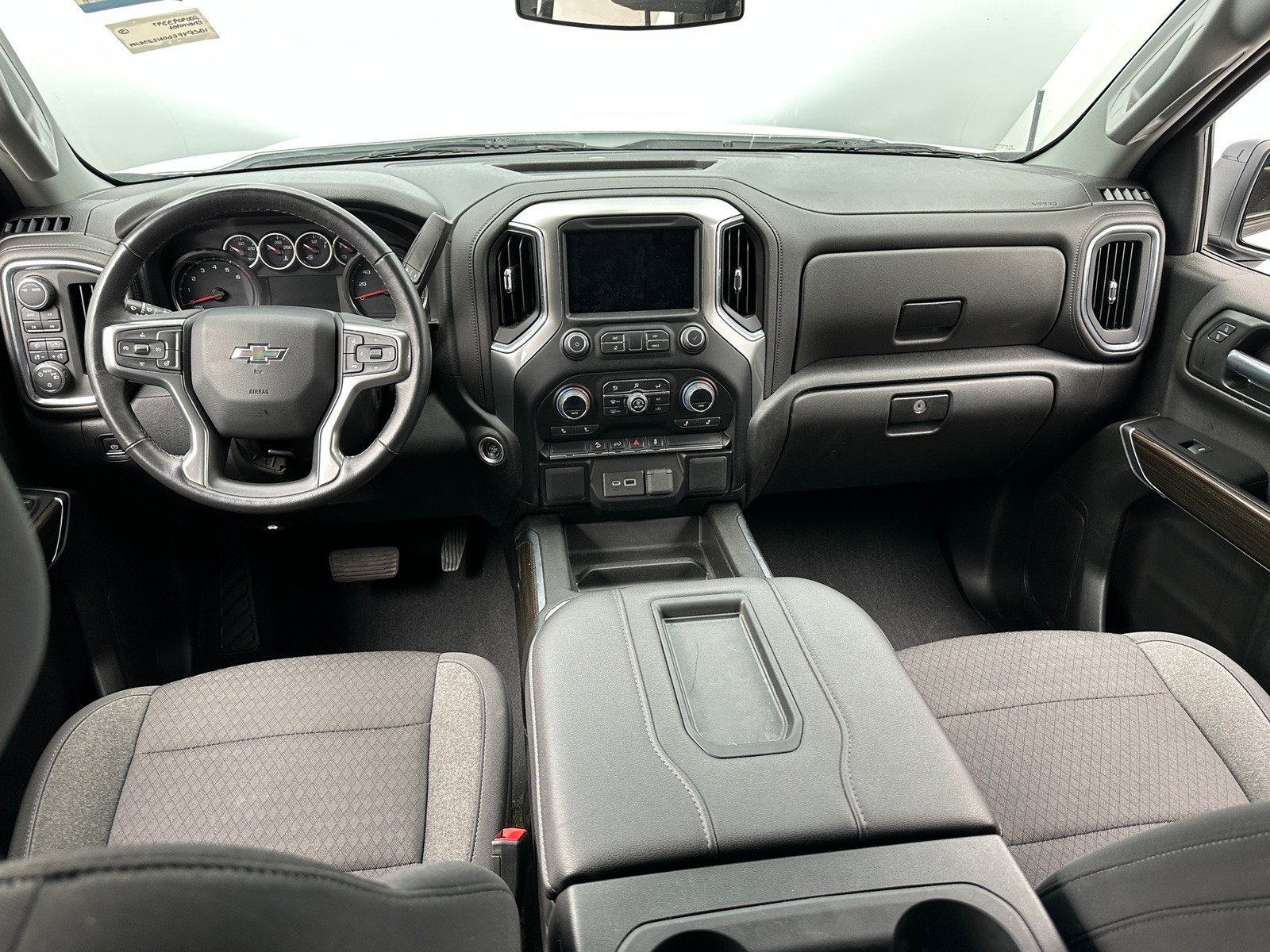 Thumbnail: 2022 Chevrolet Silverado 1500 - 3