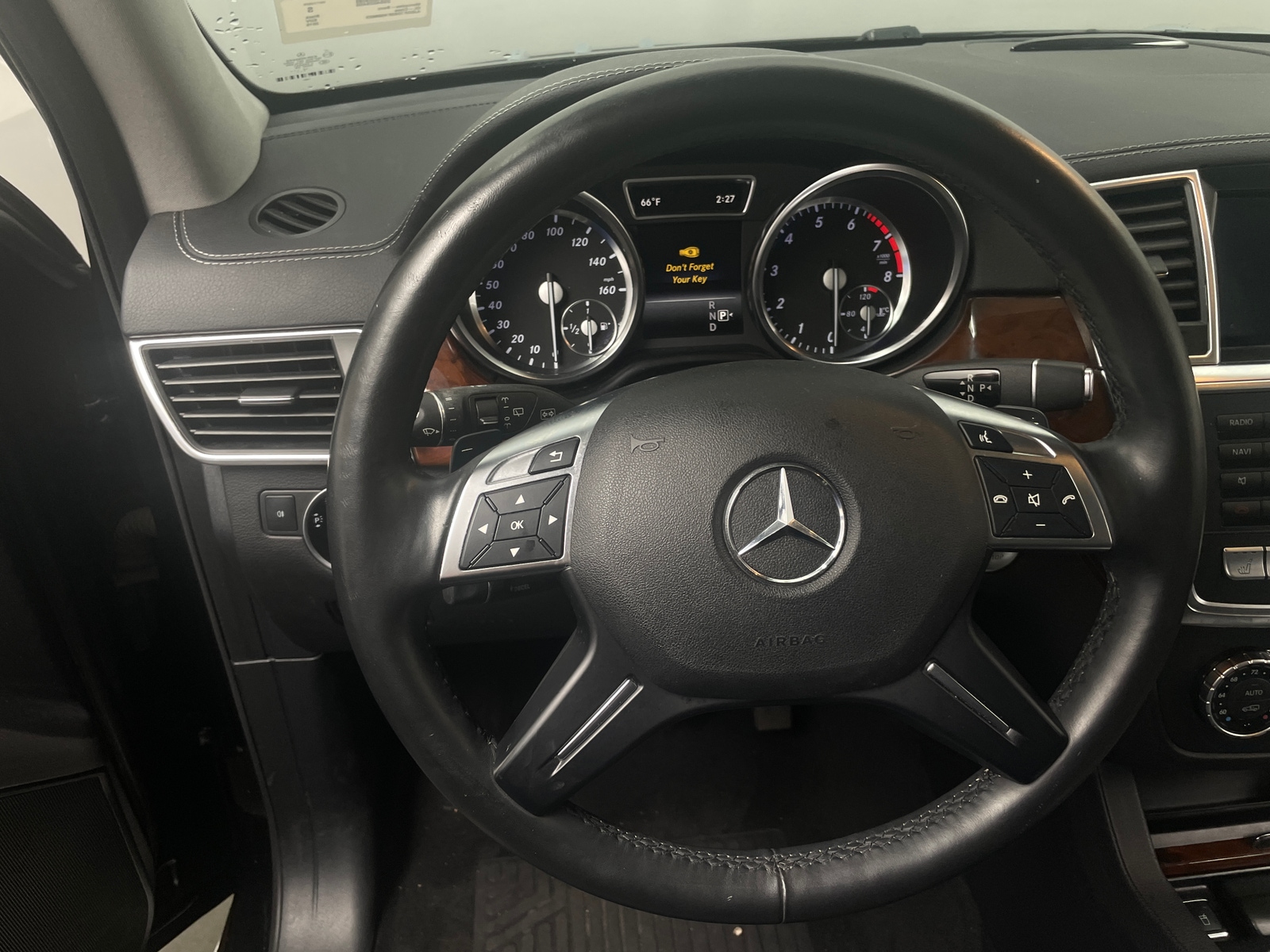 Thumbnail: 2015 Mercedes-Benz GL-Class - 4
