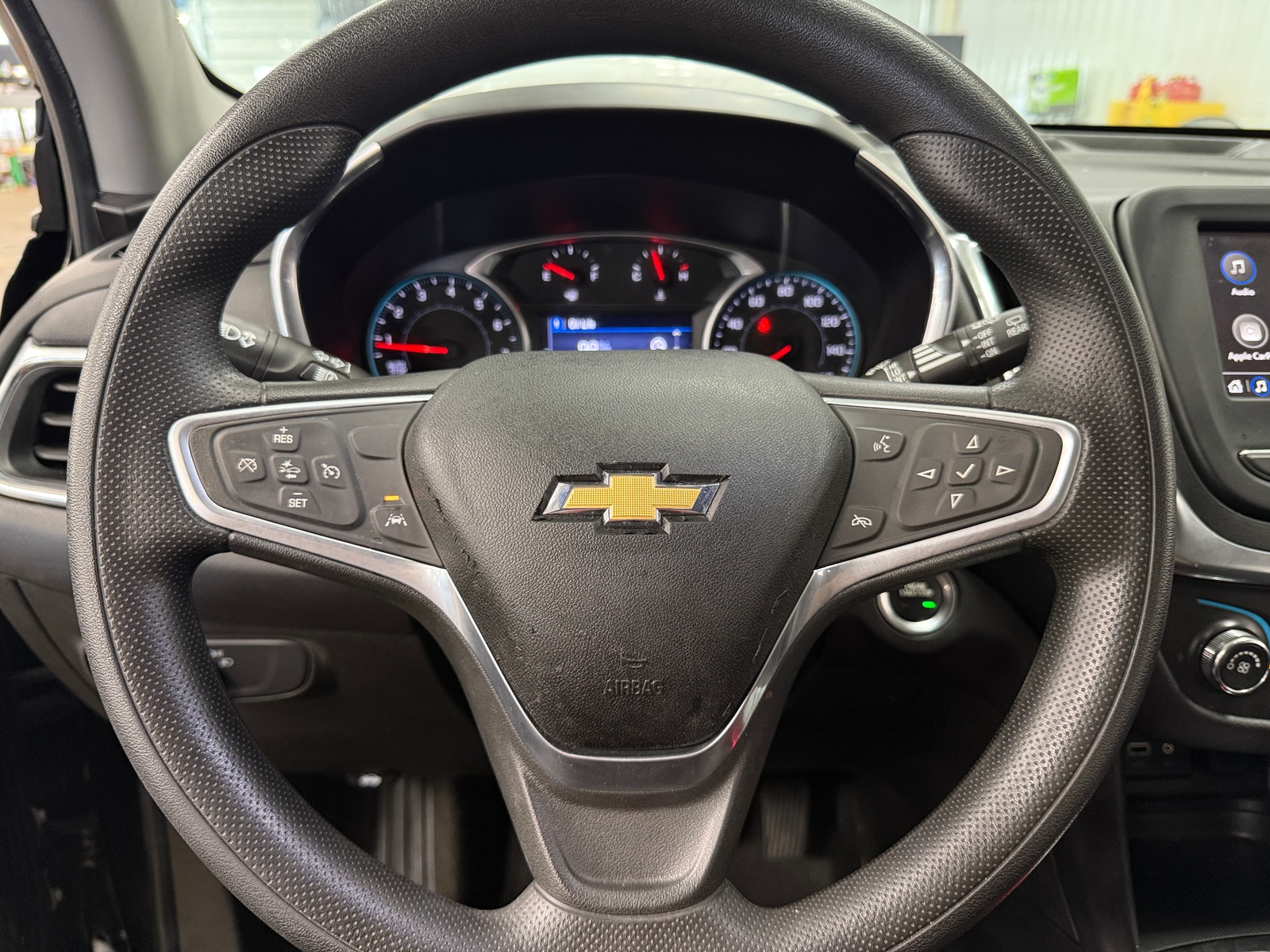 Thumbnail: 2022 Chevrolet Equinox - 5