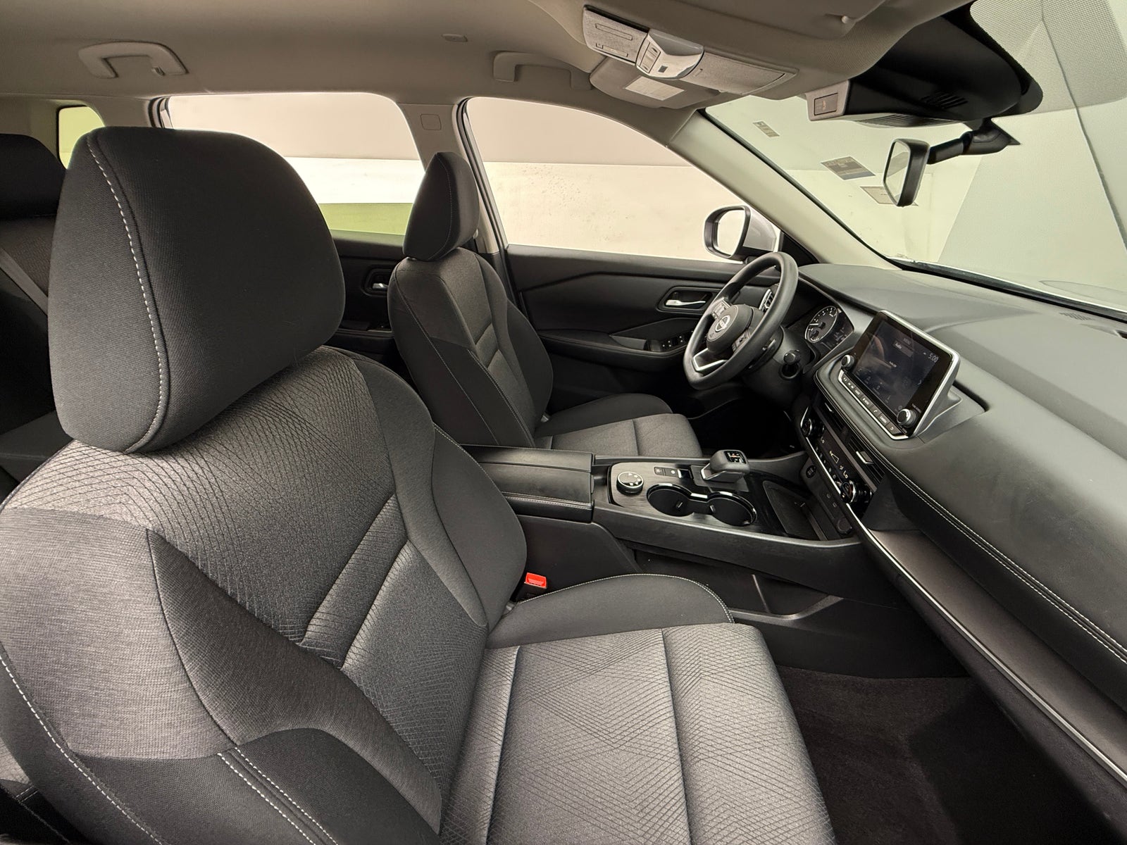 Thumbnail: 2024 Nissan Rogue - 2