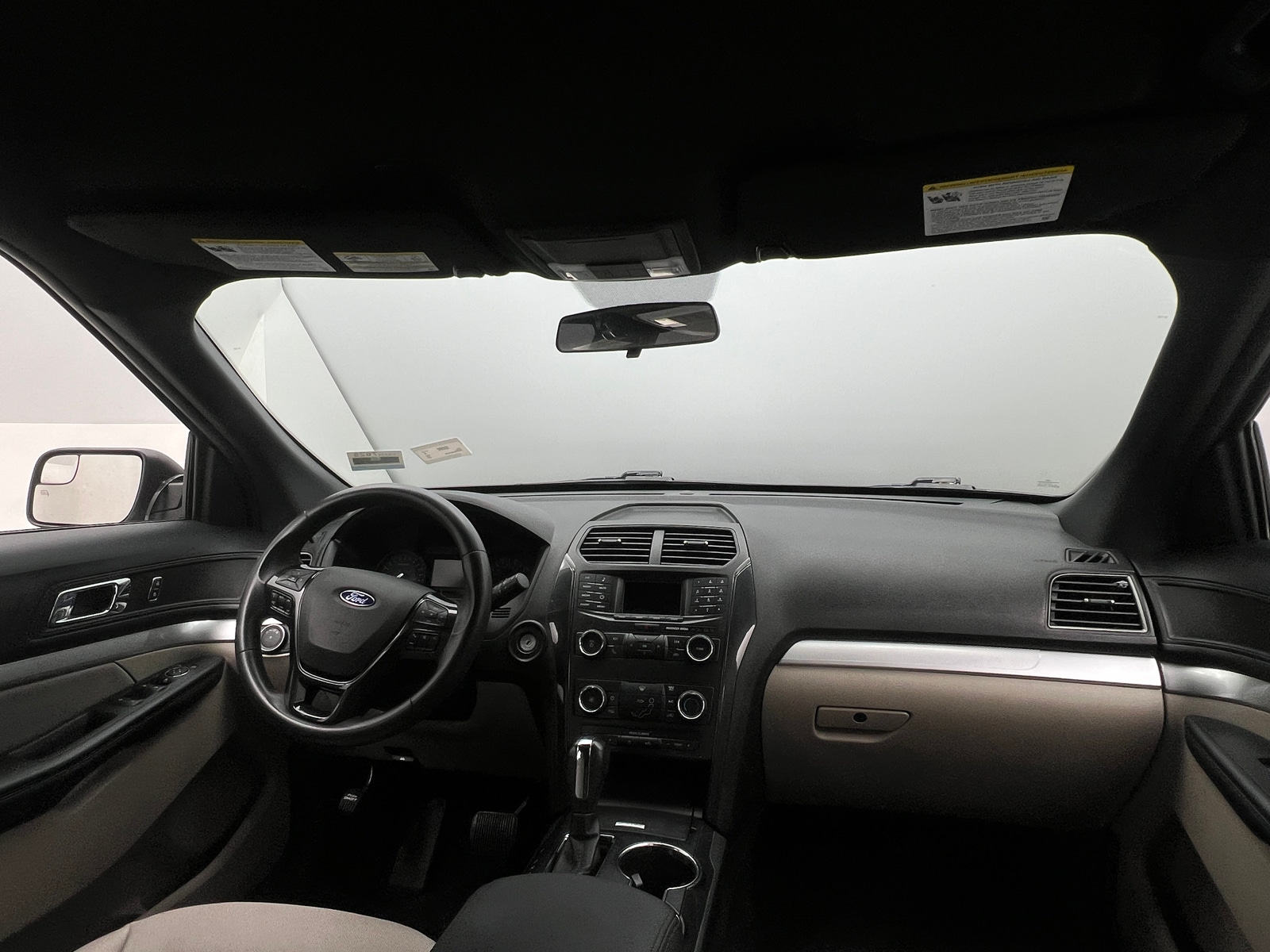 Thumbnail: 2019 Ford Explorer - 3