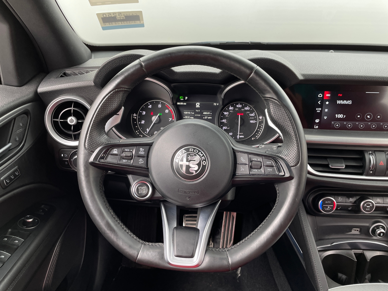 Thumbnail: 2022 Alfa Romeo Stelvio - 4