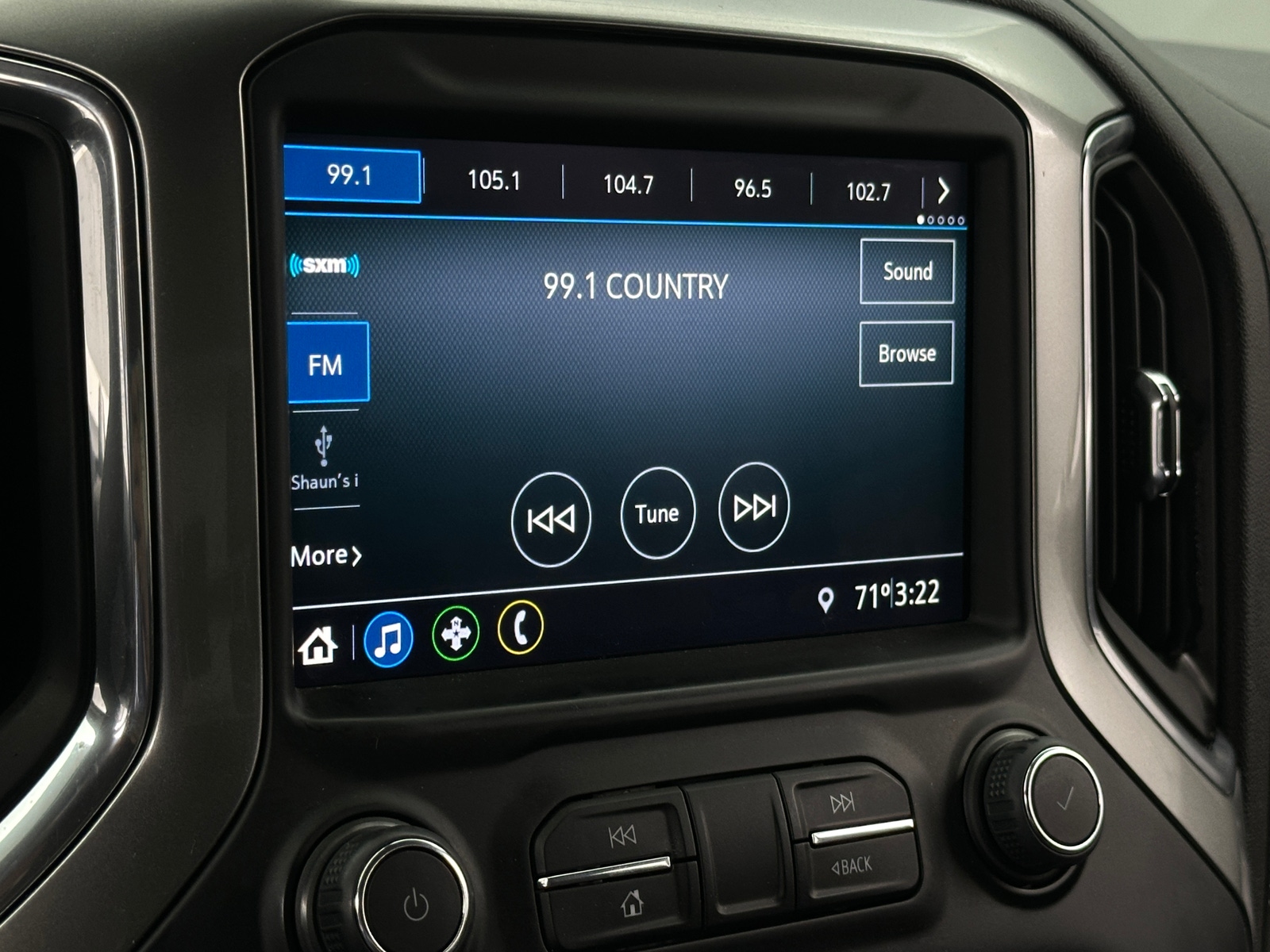 Thumbnail: 2022 Chevrolet Silverado 1500 - 4