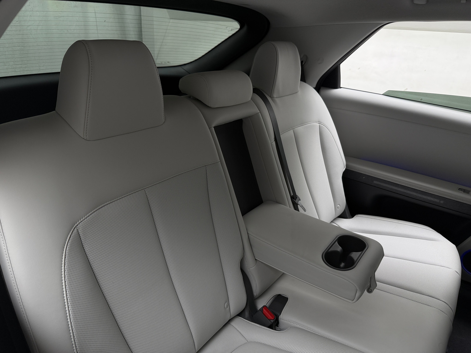 Thumbnail: 2023 Hyundai Ioniq 5 - 5