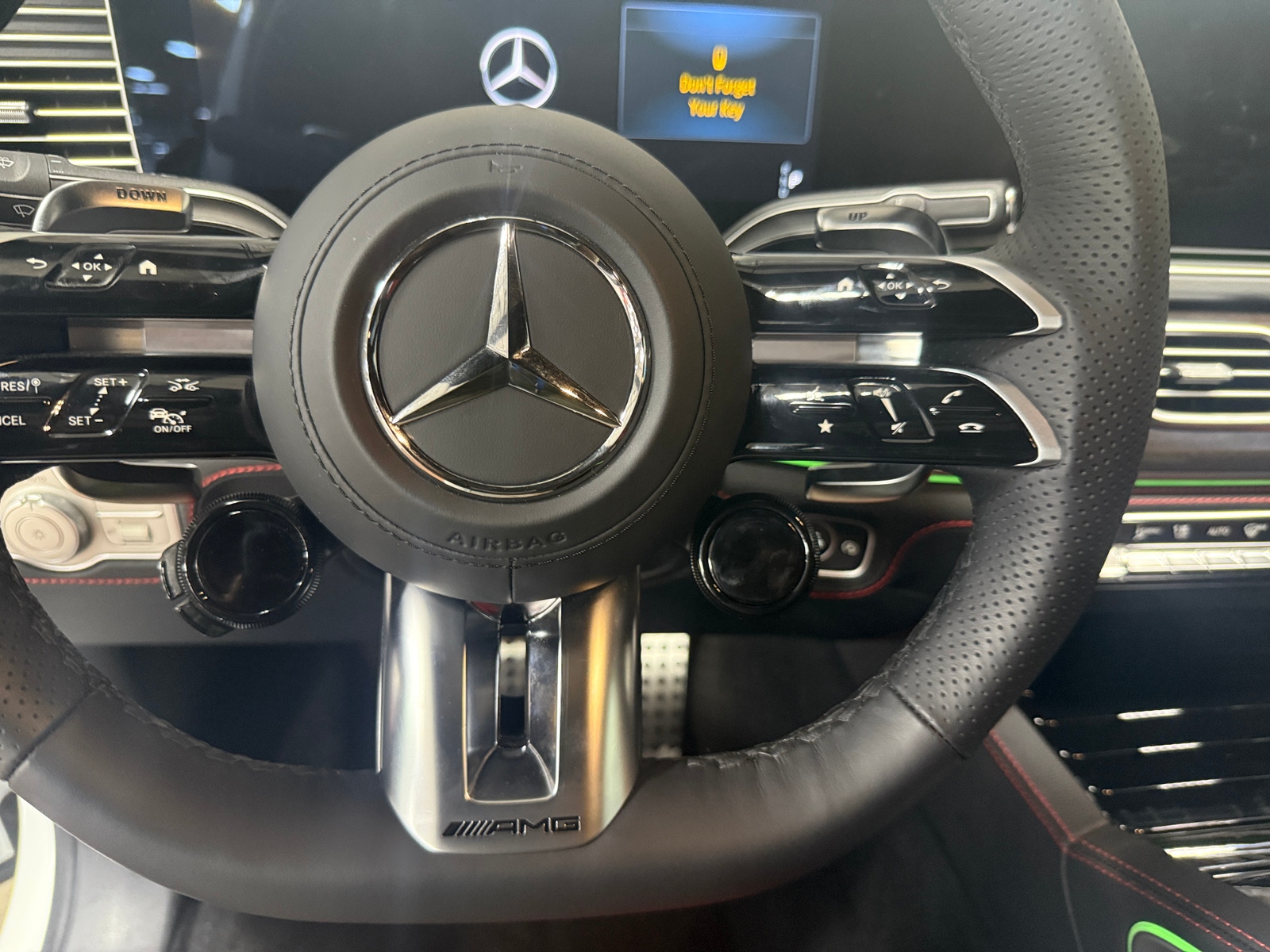 Thumbnail: 2024 Mercedes-Benz GLE - 4
