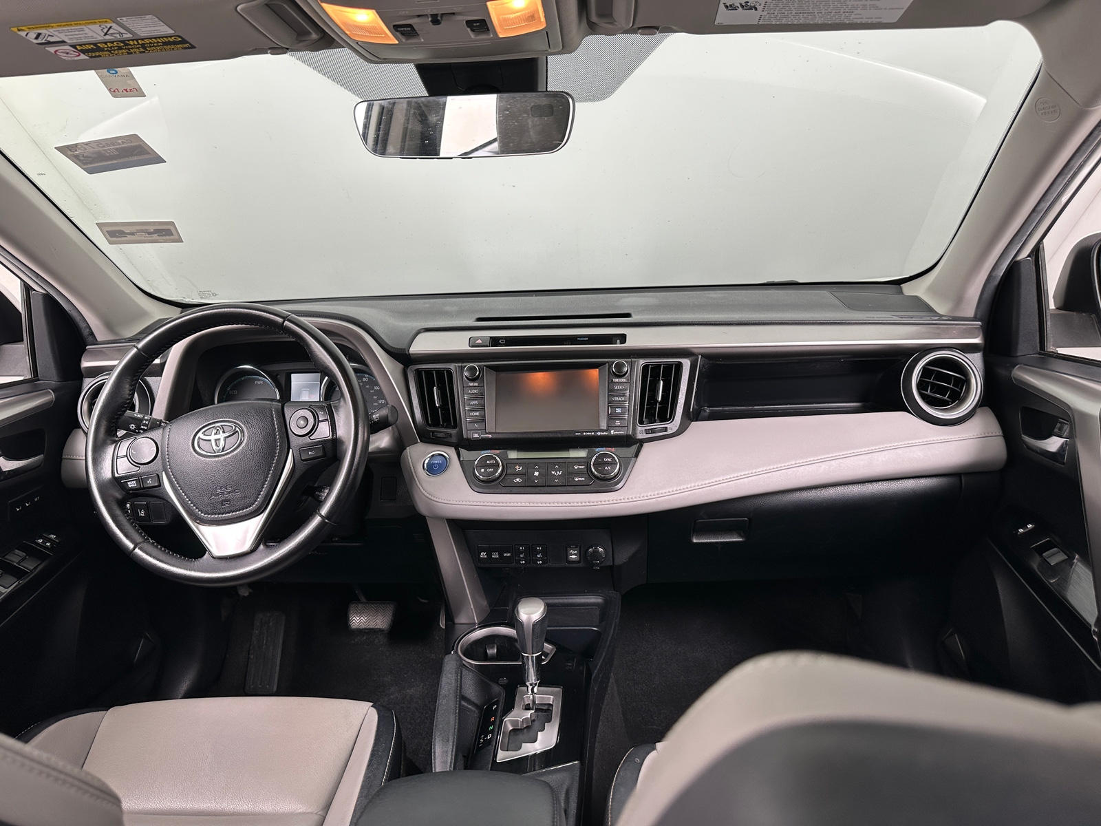 Thumbnail: 2016 Toyota RAV4 - 2