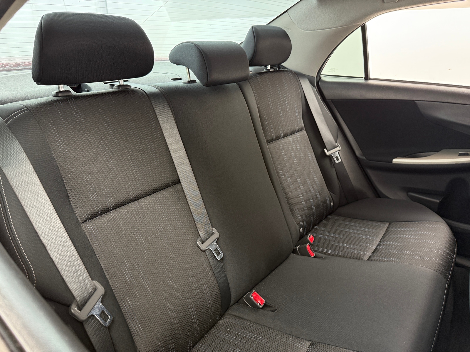 Thumbnail: 2013 Toyota Corolla - 6