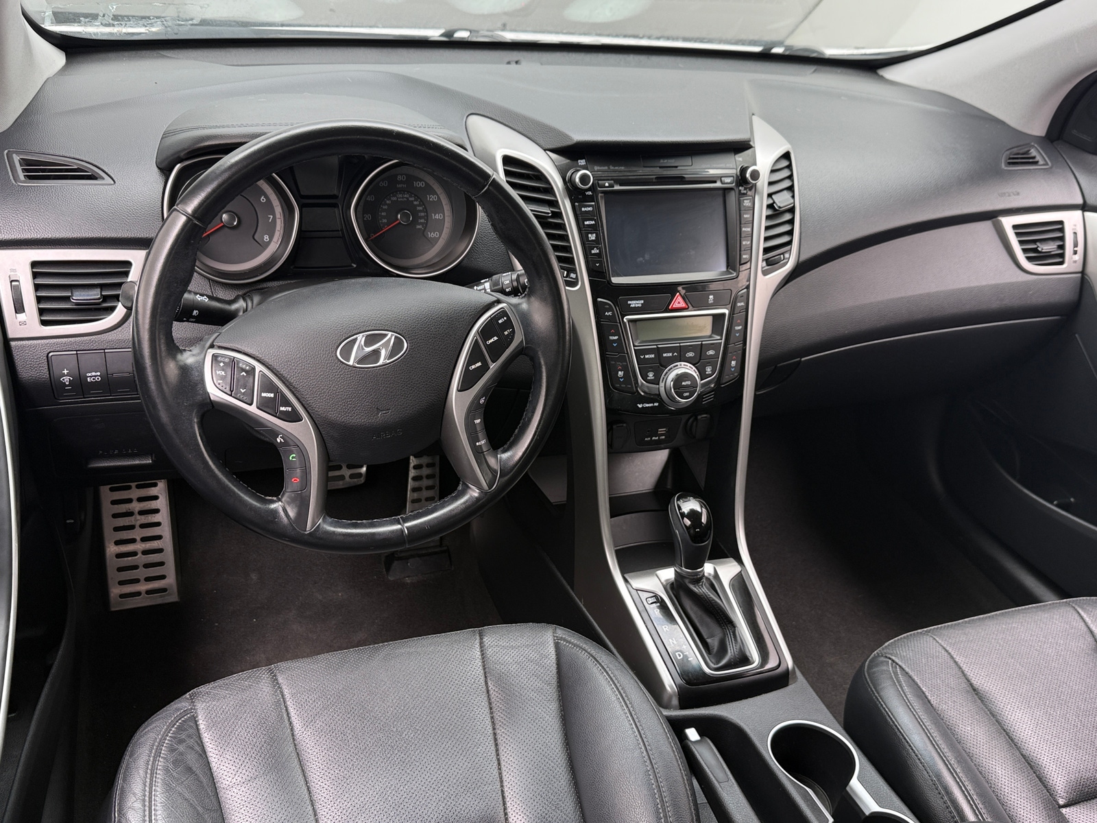Thumbnail: 2016 Hyundai Elantra - 3