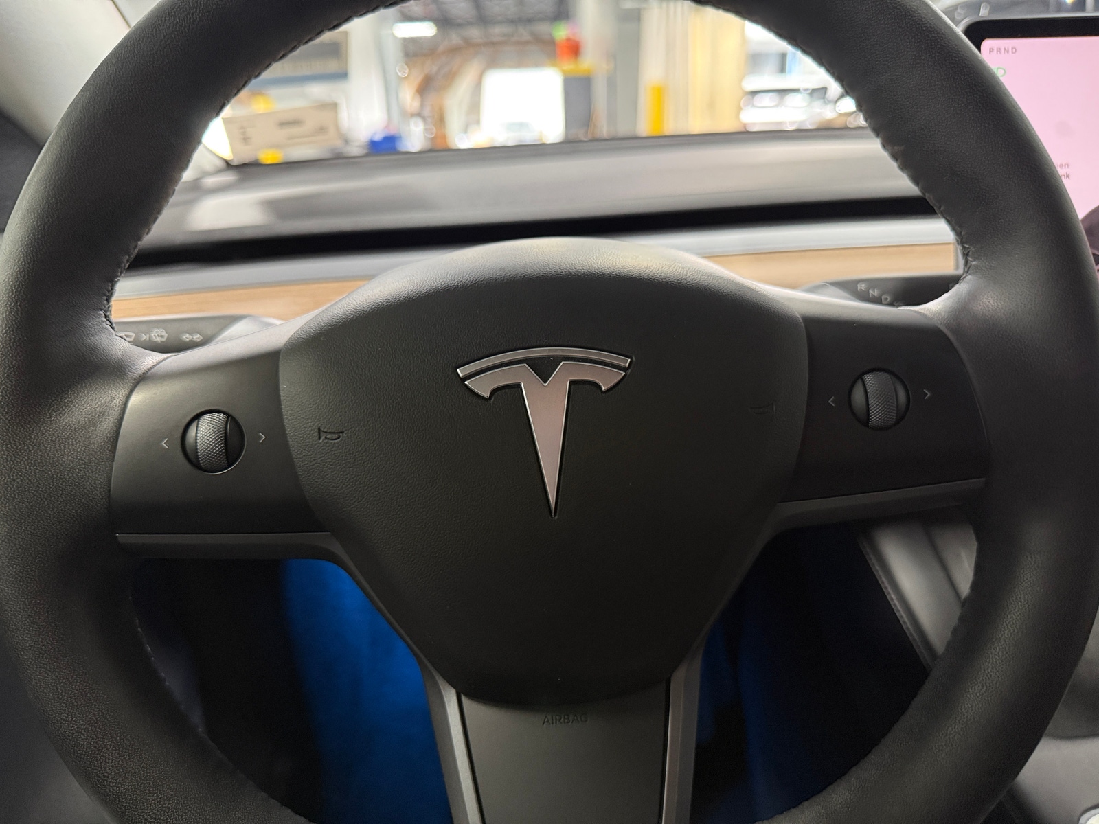 Thumbnail: 2022 Tesla Model Y - 4