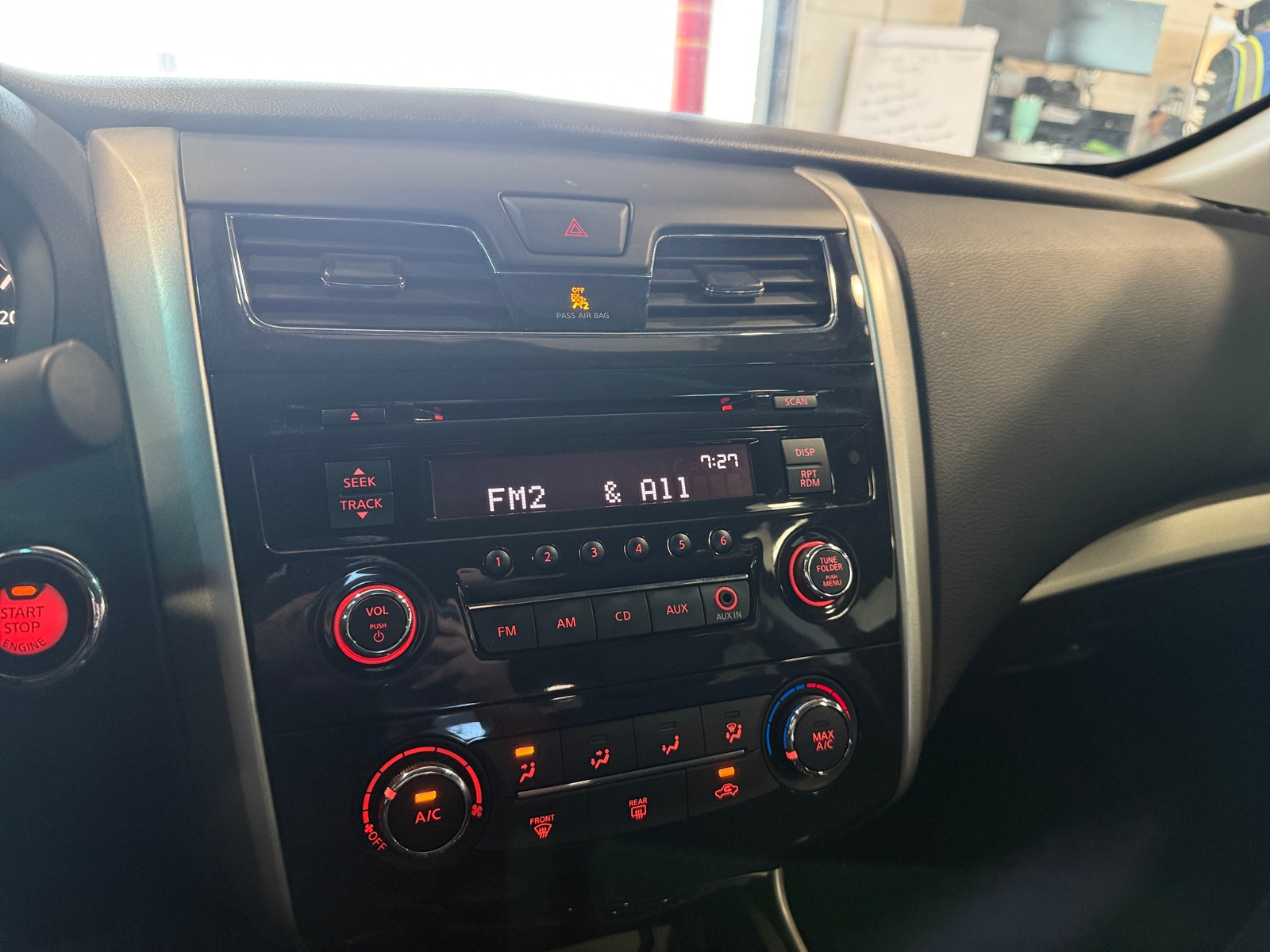 Thumbnail: 2015 Nissan Altima - 4