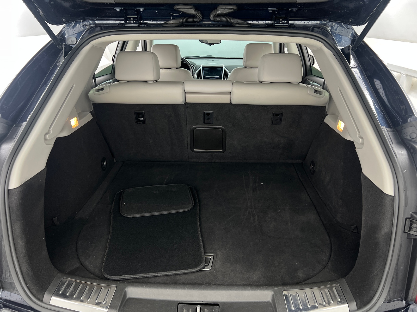Thumbnail: 2014 Cadillac SRX - 6