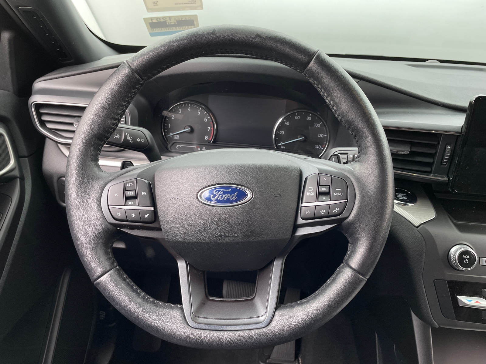 Thumbnail: 2020 Ford Explorer - 4
