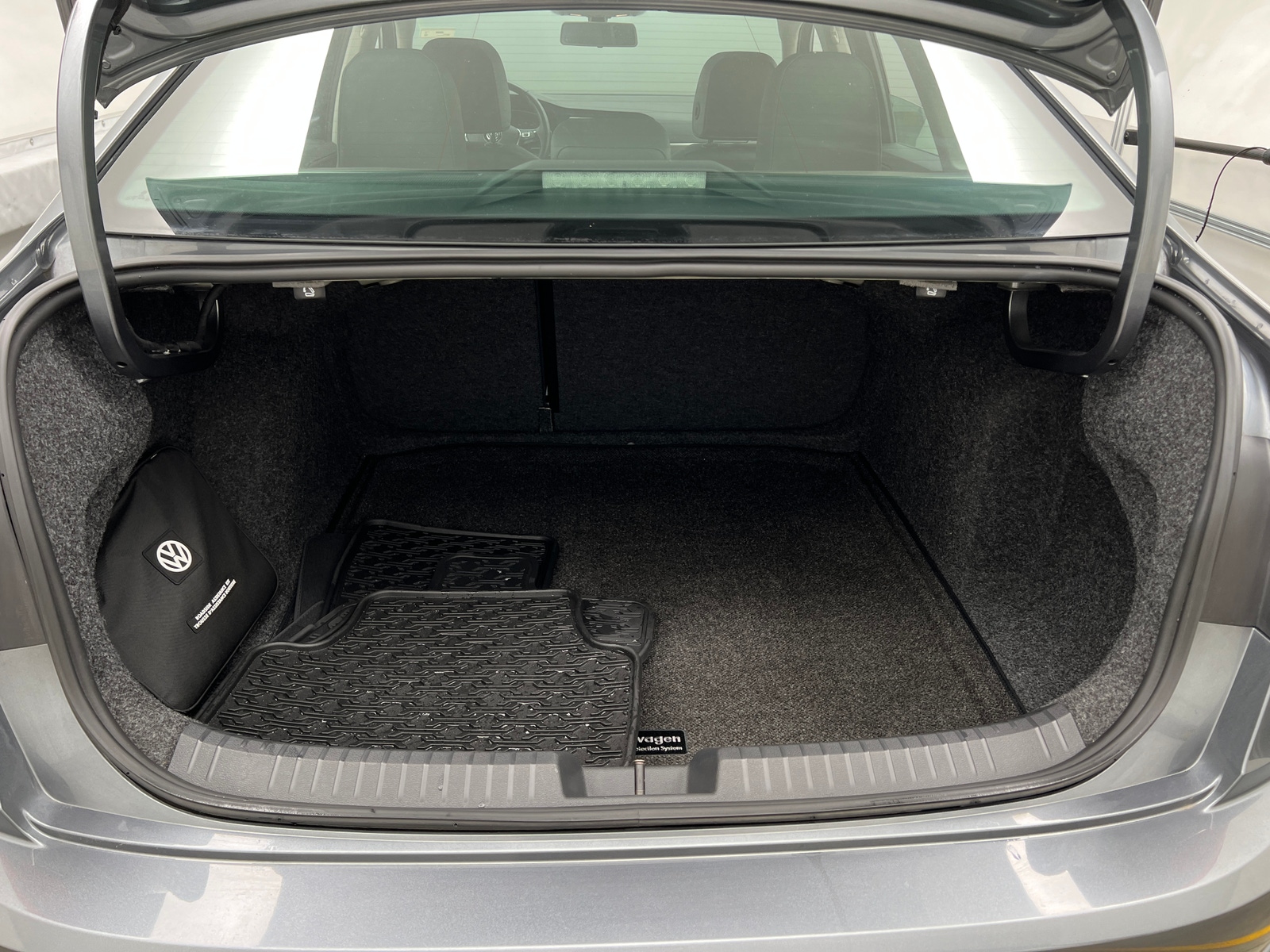 Thumbnail: 2019 Volkswagen Jetta - 6