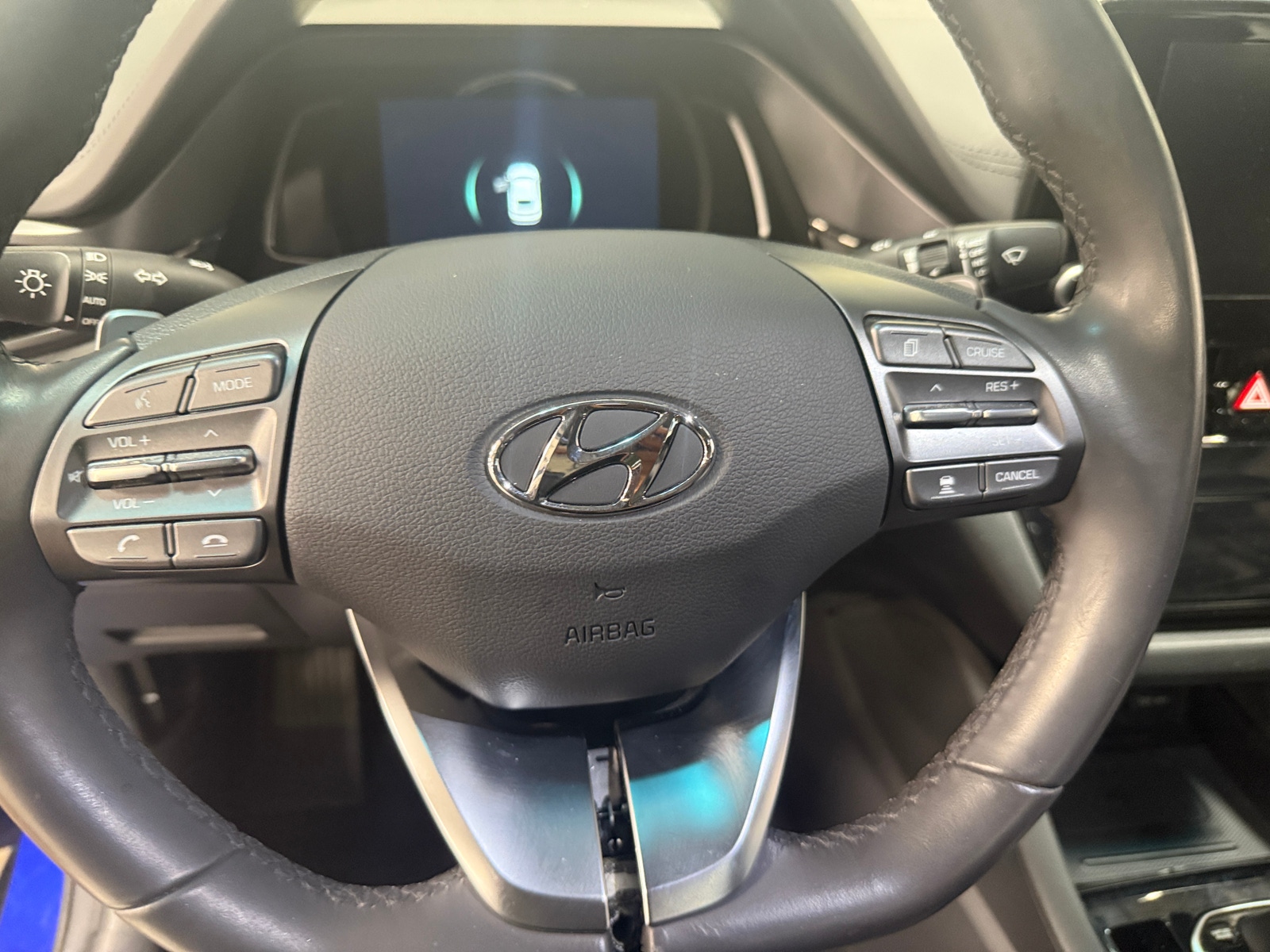 Thumbnail: 2022 Hyundai Ioniq - 5