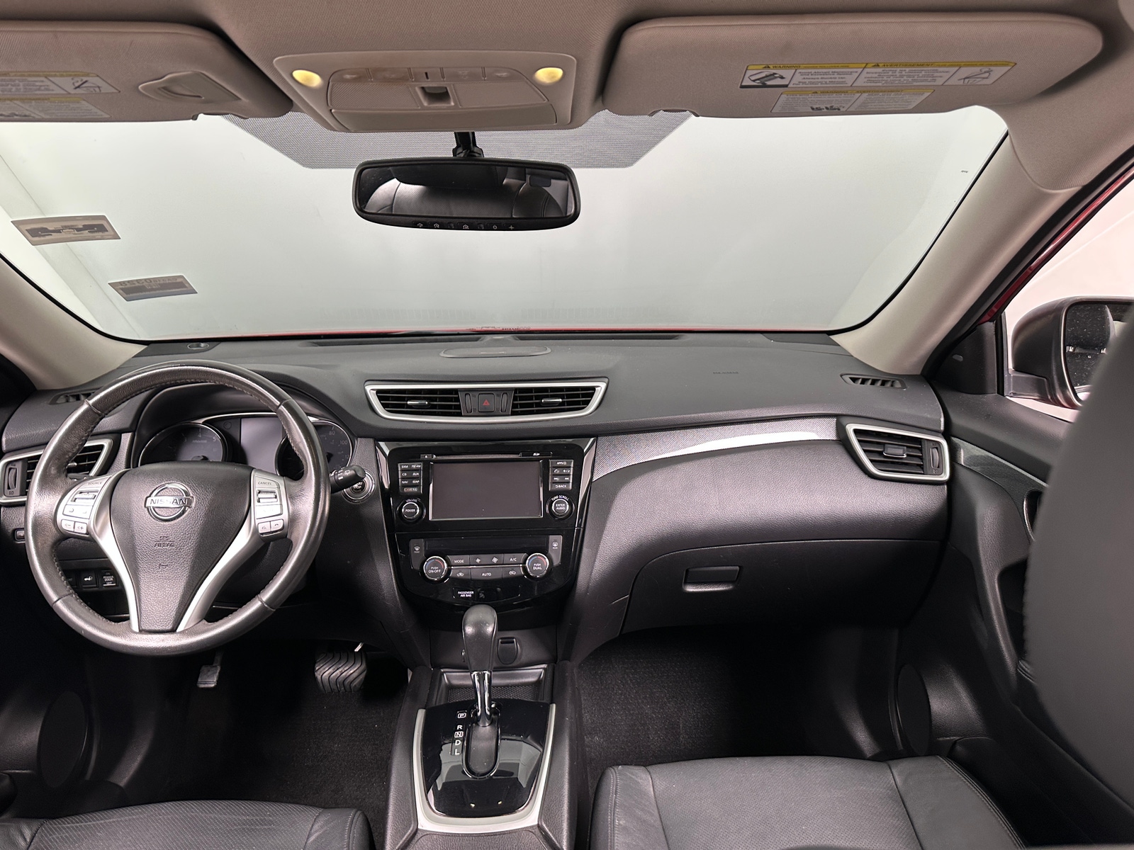 Thumbnail: 2015 Nissan Rogue - 2