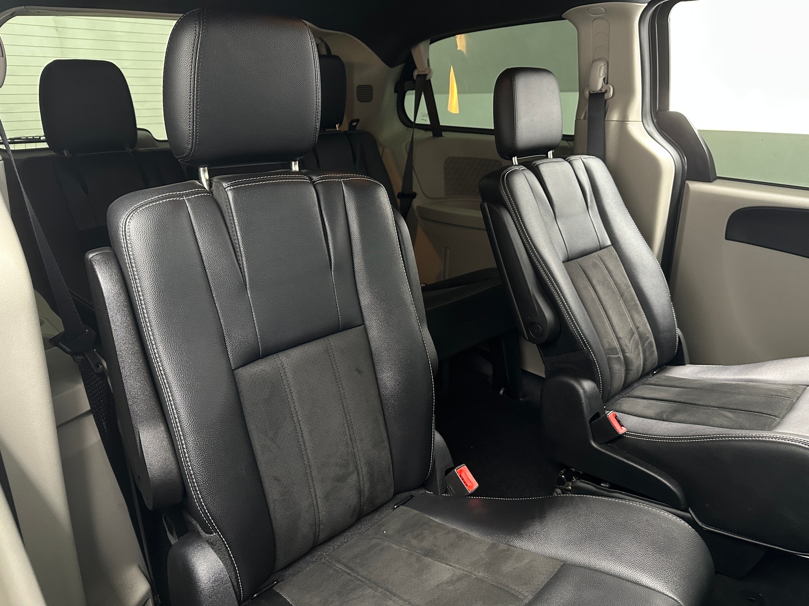 Thumbnail: 2019 Dodge Grand Caravan - 5