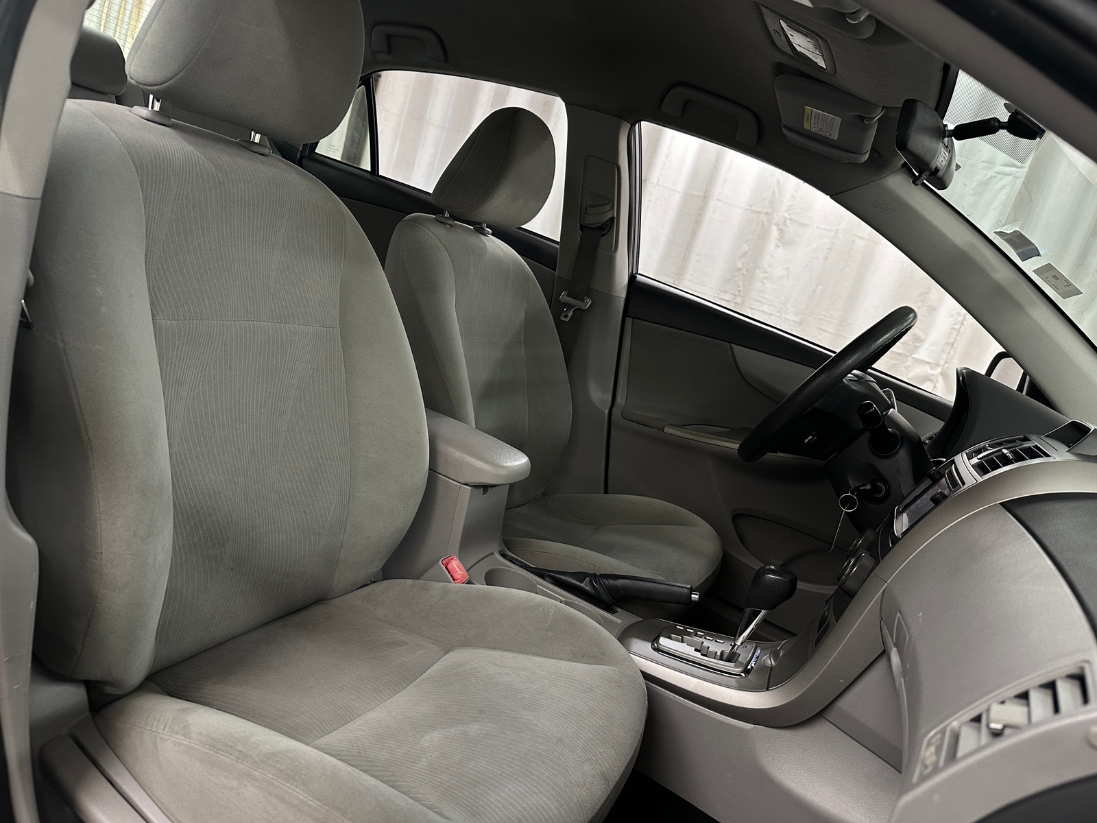 Thumbnail: 2013 Toyota Corolla - 2