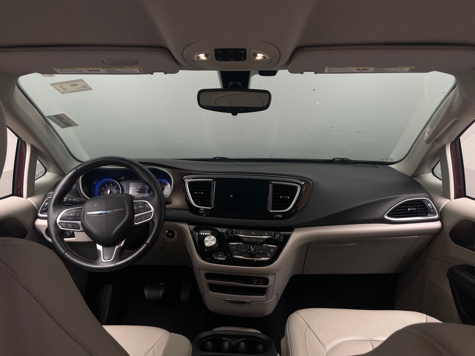 Thumbnail: 2017 Chrysler Pacifica - 2