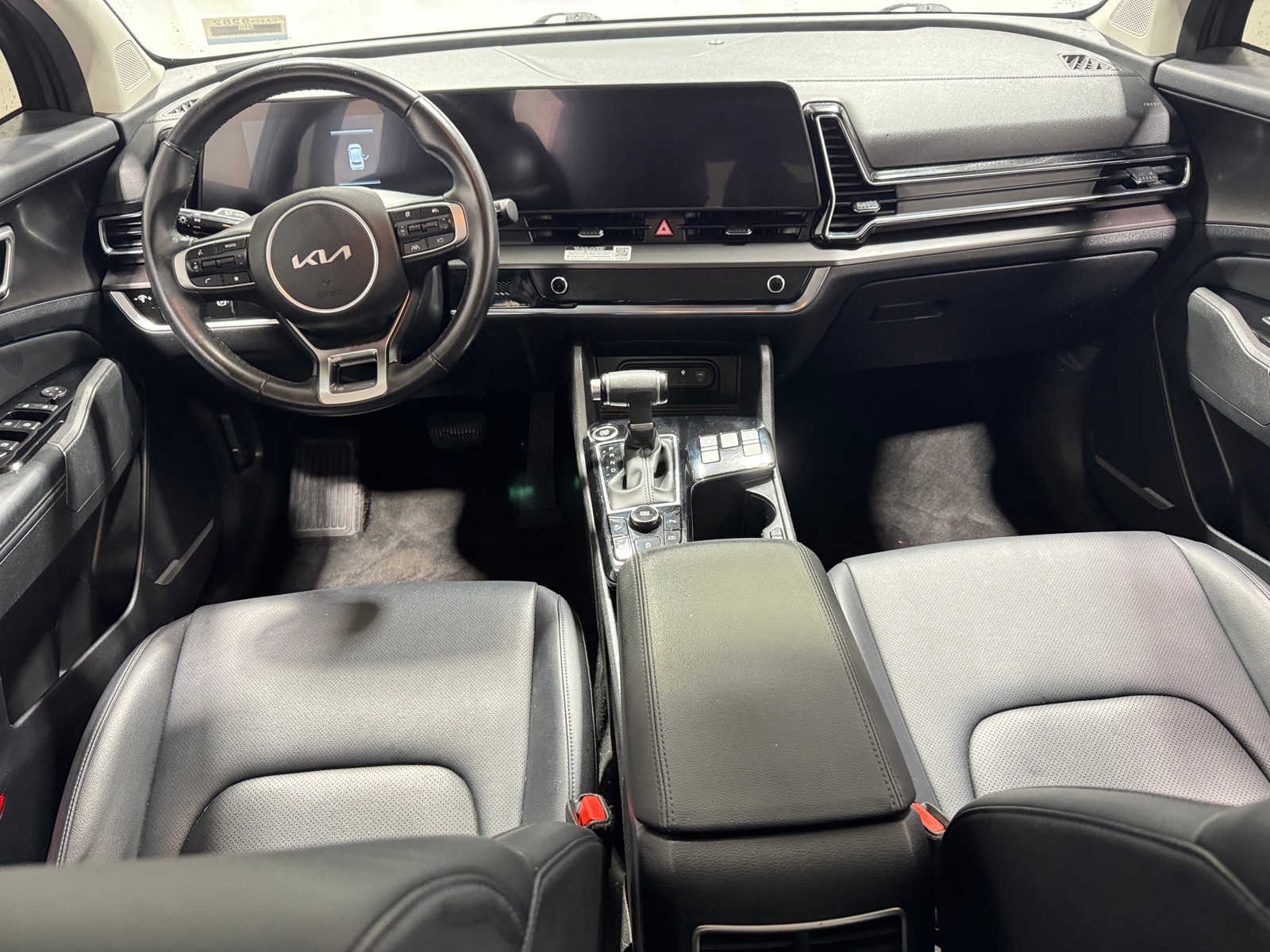 Thumbnail: 2023 Kia Sportage - 3