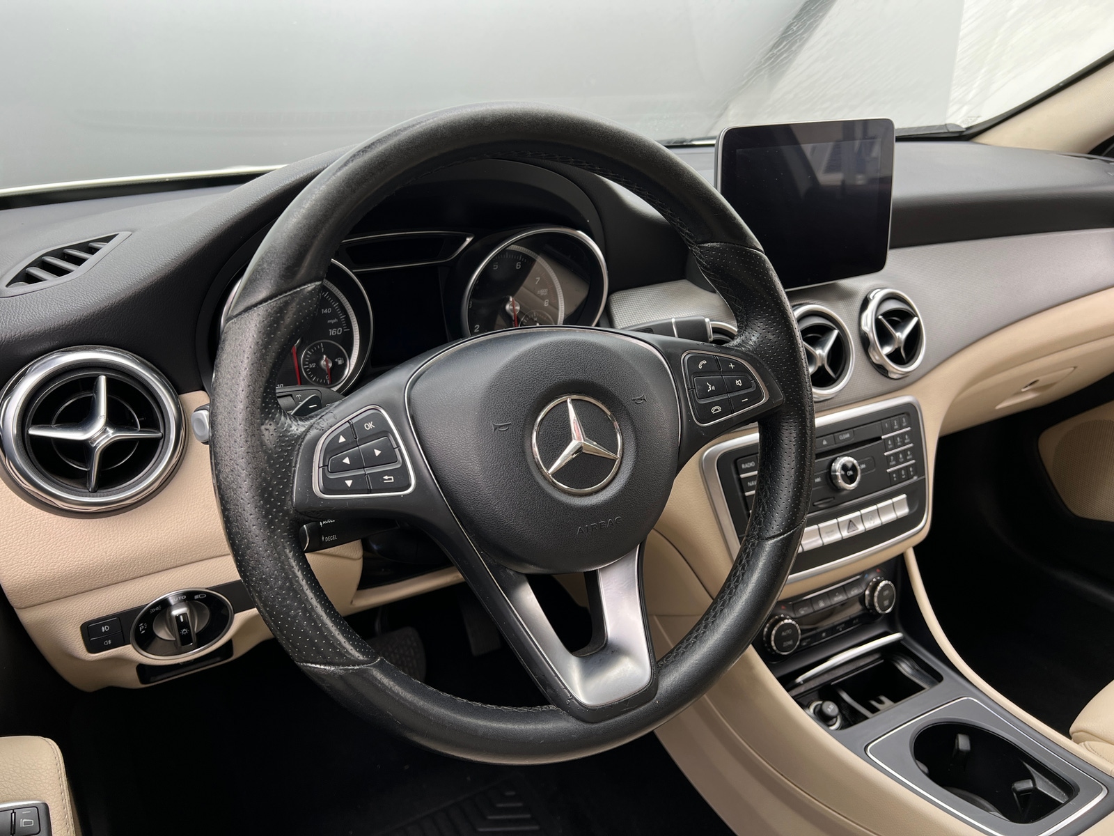 Thumbnail: 2018 Mercedes-Benz GLA - 4