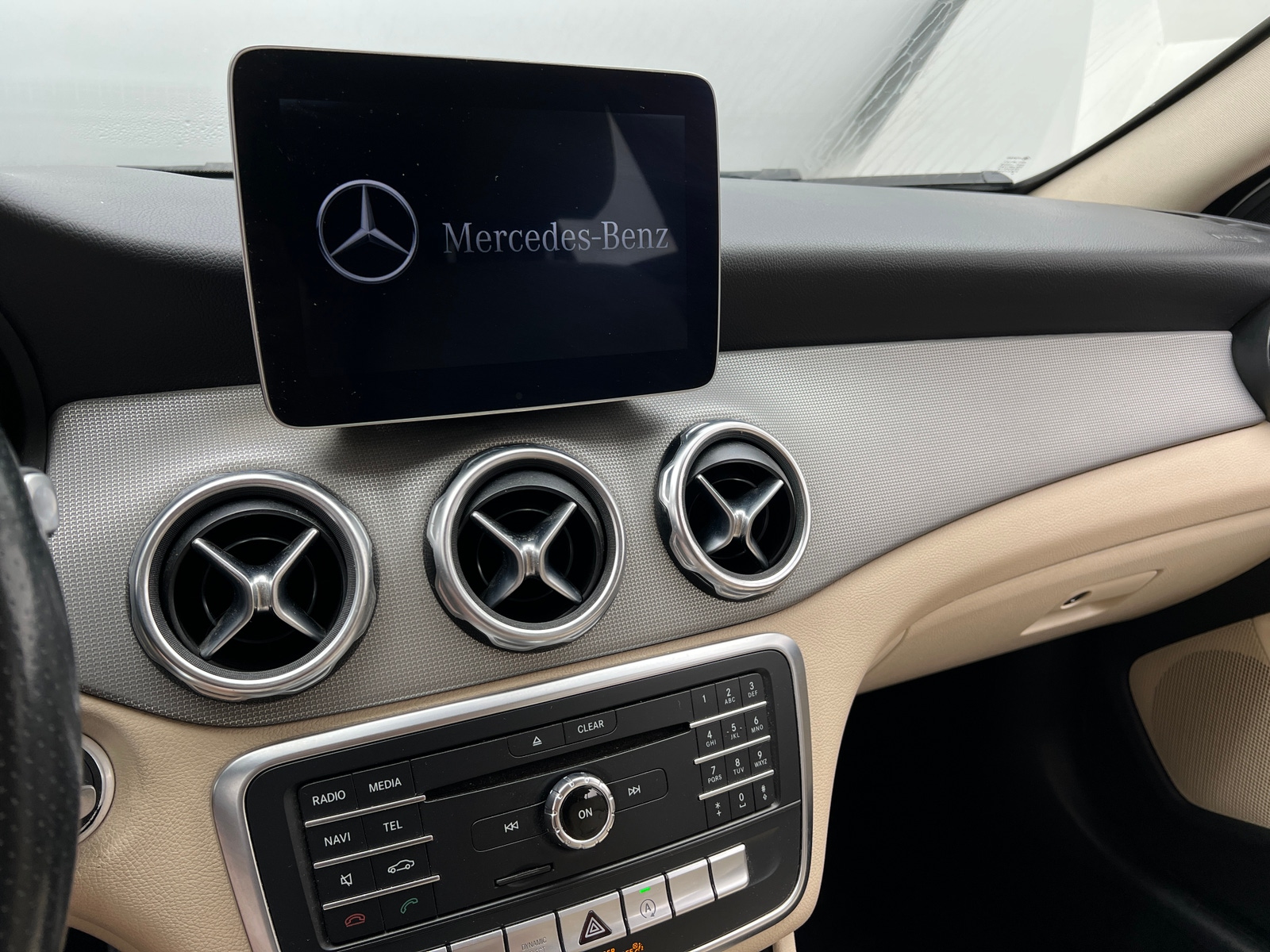 Thumbnail: 2018 Mercedes-Benz GLA - 3